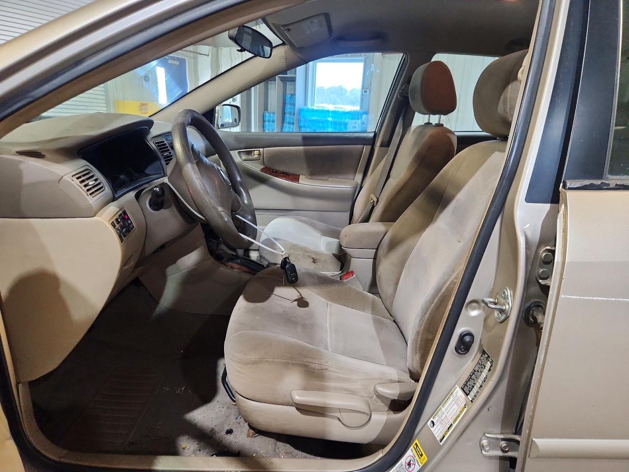 2005 Toyota Corolla Le Tan vin: 2T1BR30E95C374728