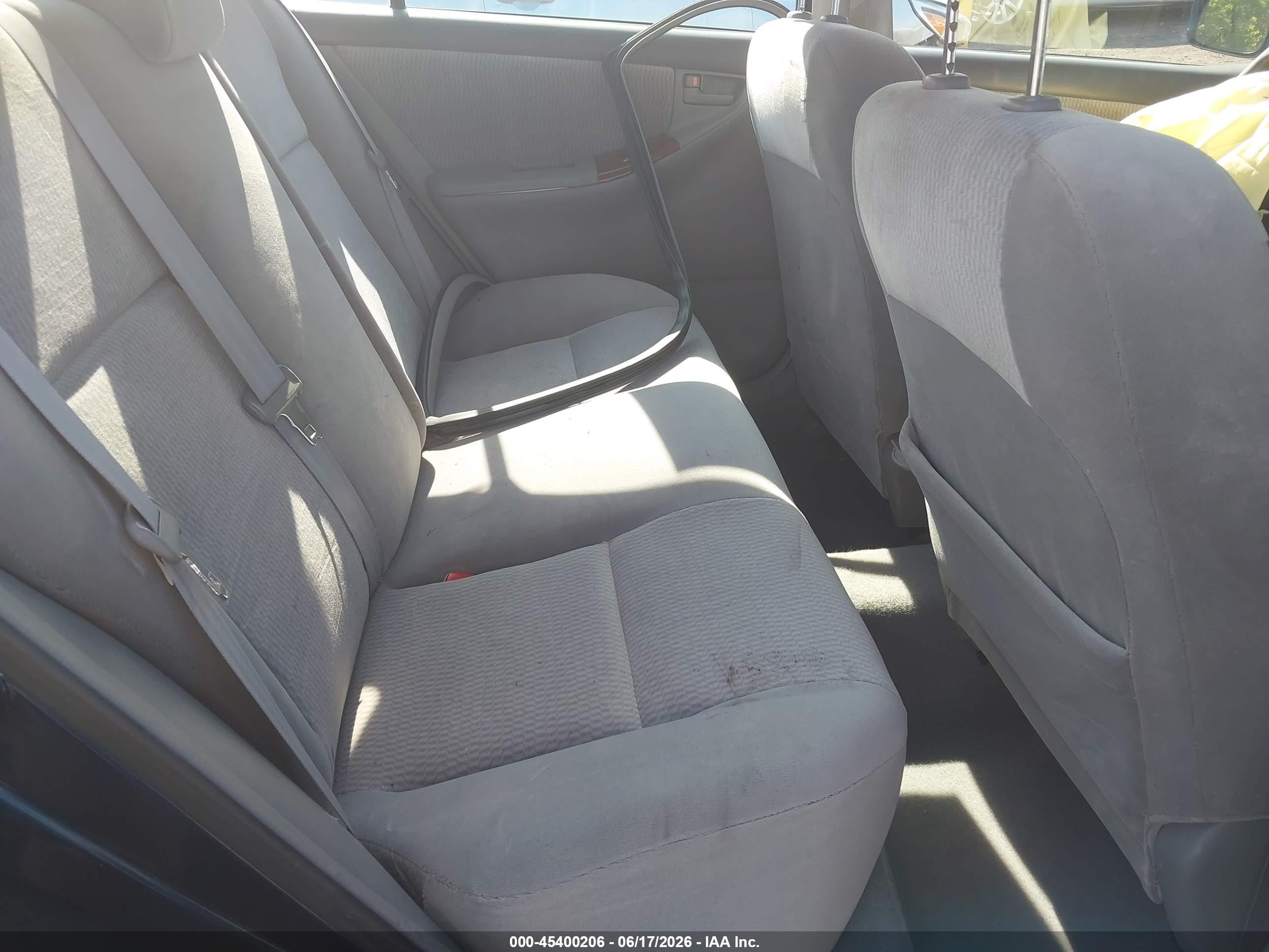 2005 Toyota Corolla Le Blue vin: 2T1BR30E95C432563
