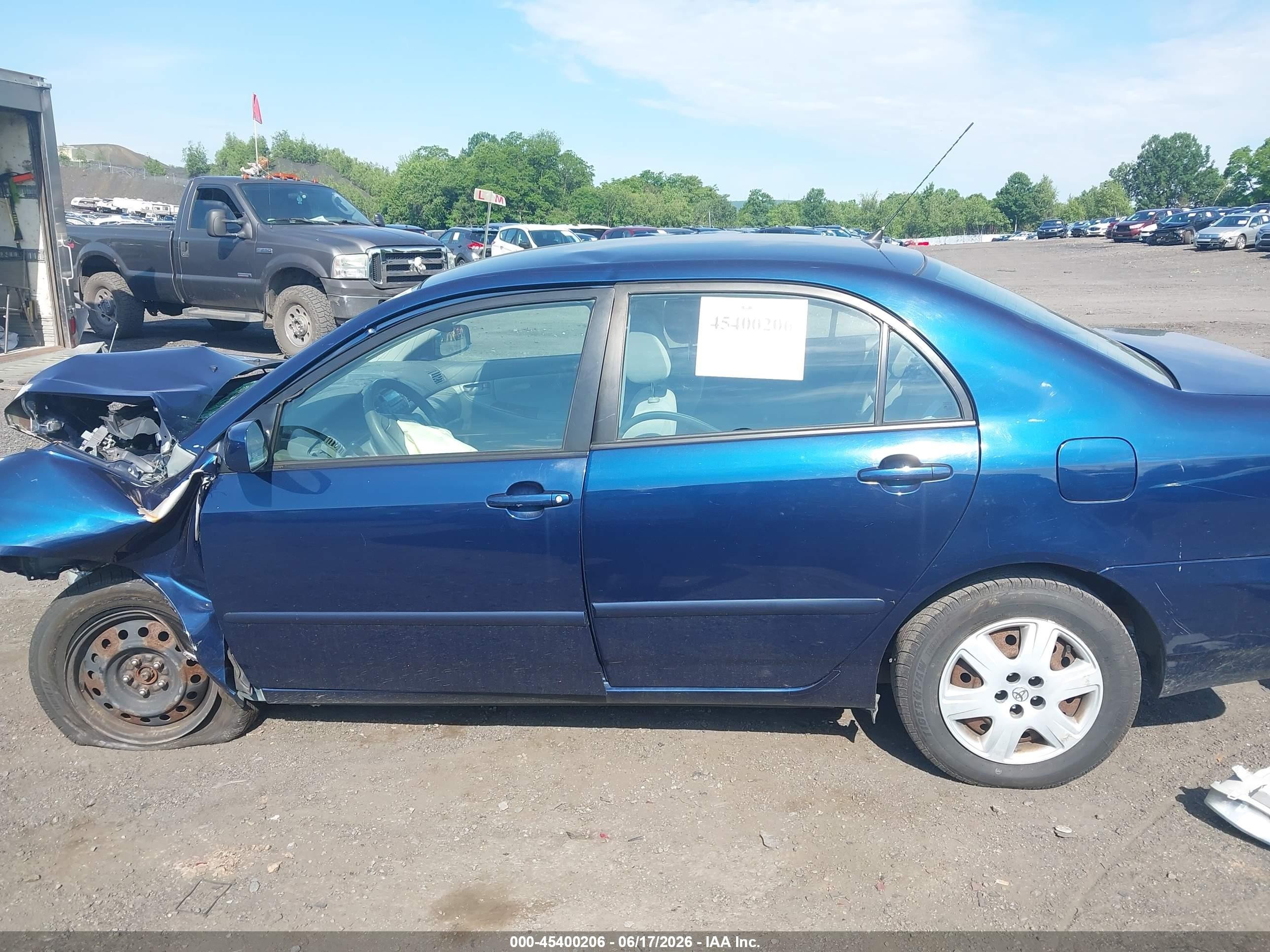 2005 Toyota Corolla Le Blue vin: 2T1BR30E95C432563