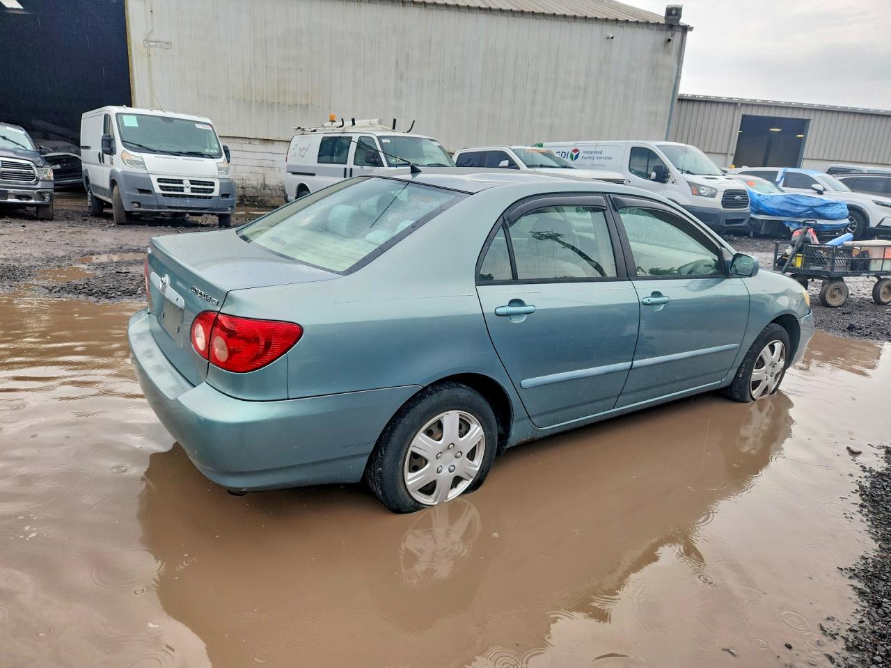 2005 Toyota Corolla Le Green vin: 2T1BR30E95C464848