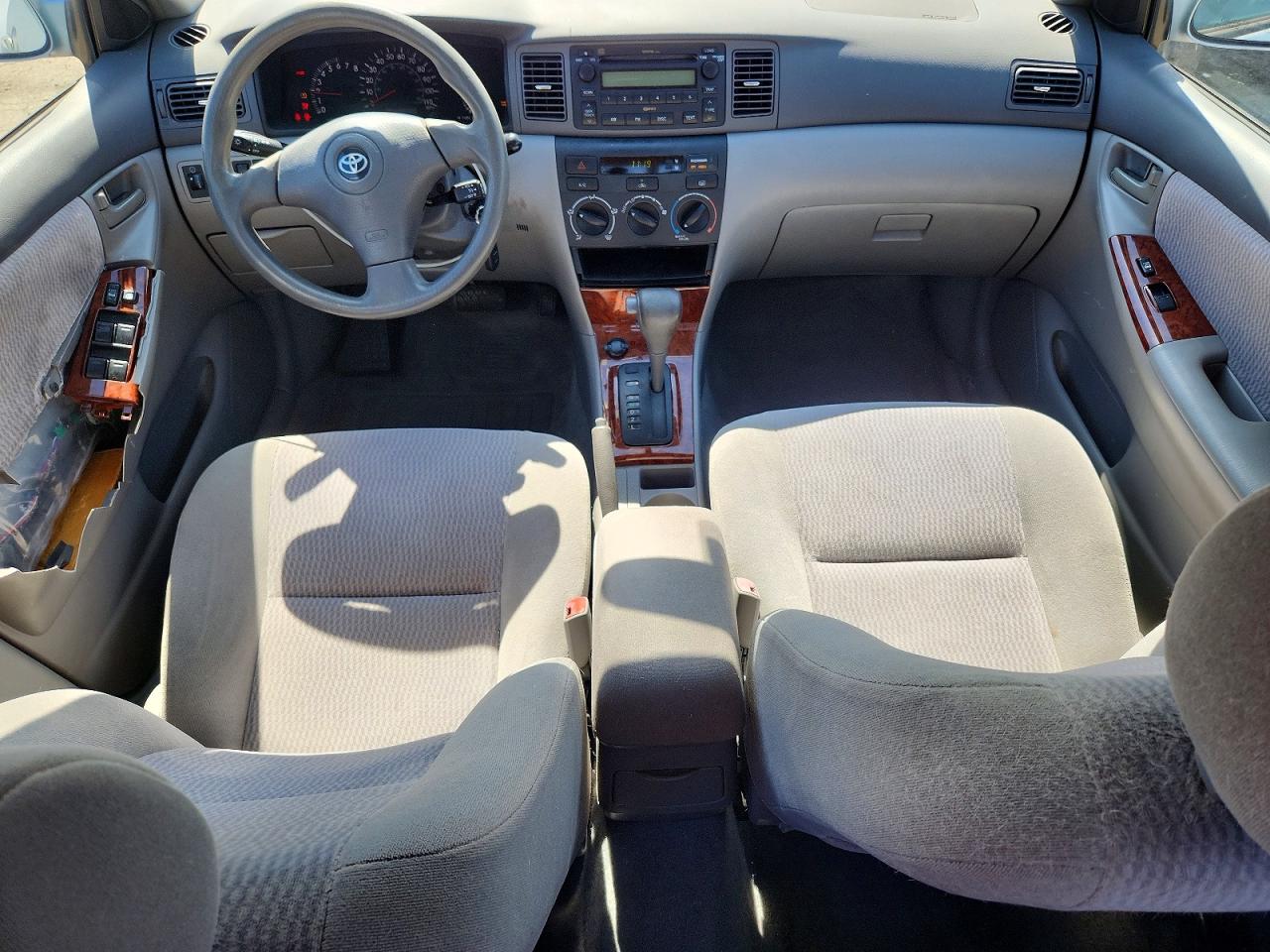 2007 Toyota Corolla Le Silver vin: 2T1BR30E97C722840