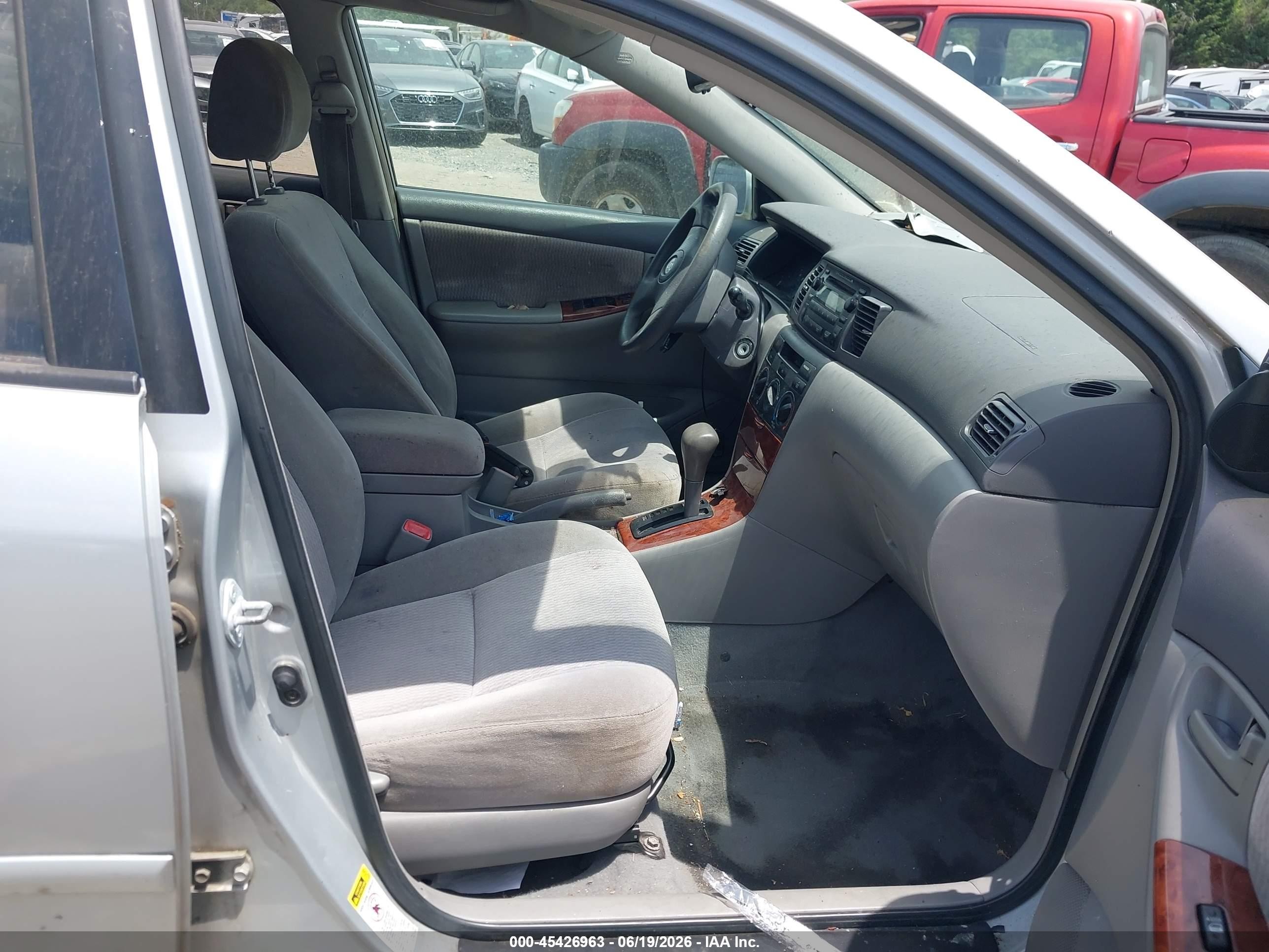 2005 Toyota Corolla Le Silver vin: 2T1BR30EX5C448691