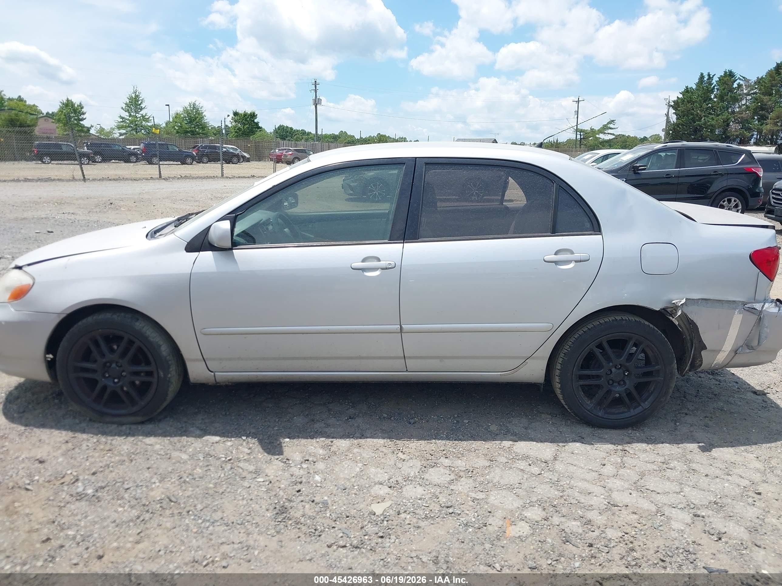2005 Toyota Corolla Le Silver vin: 2T1BR30EX5C448691