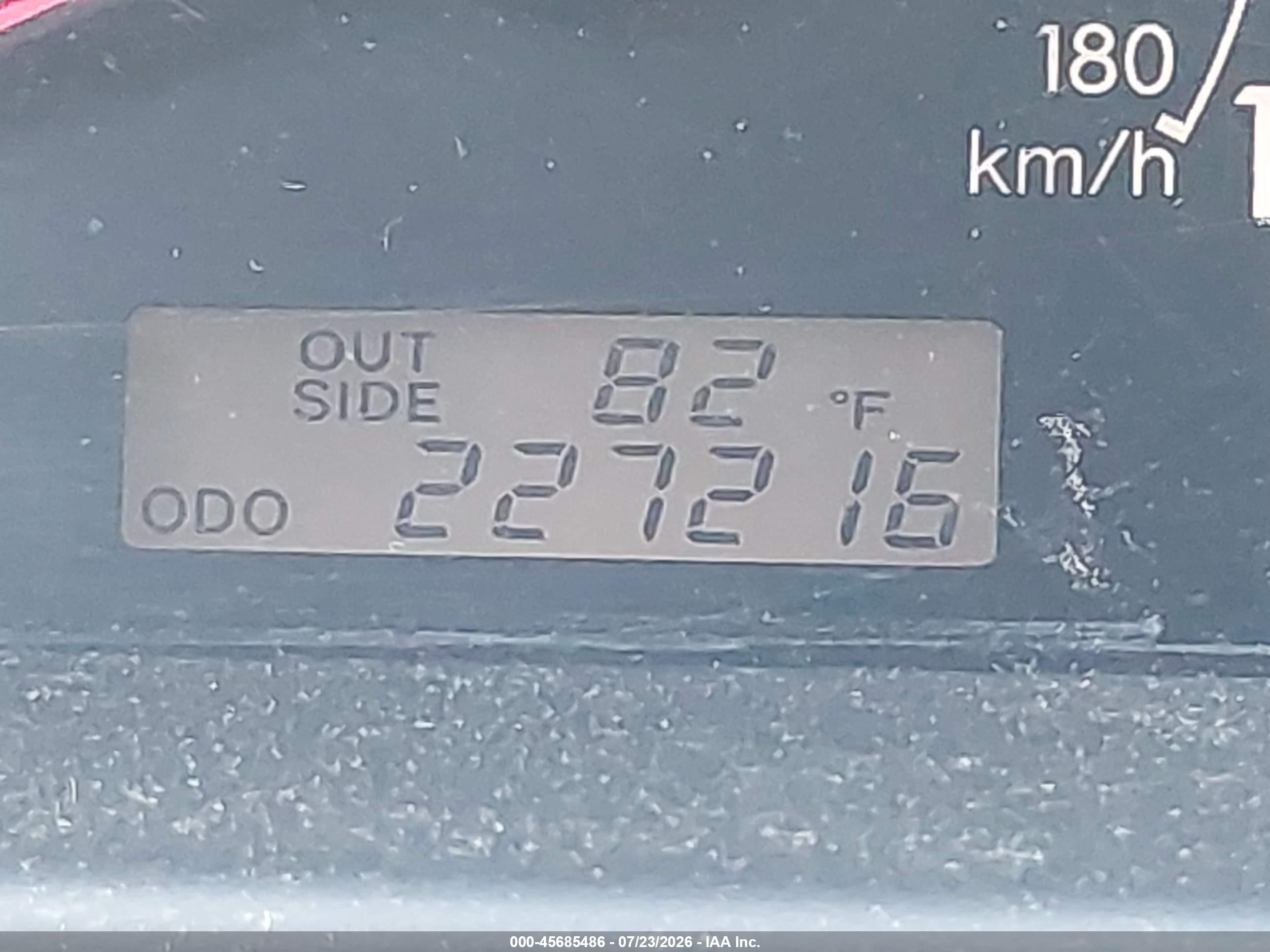 2005 Toyota Corolla Le Beige vin: 2T1BR30EX5C500353