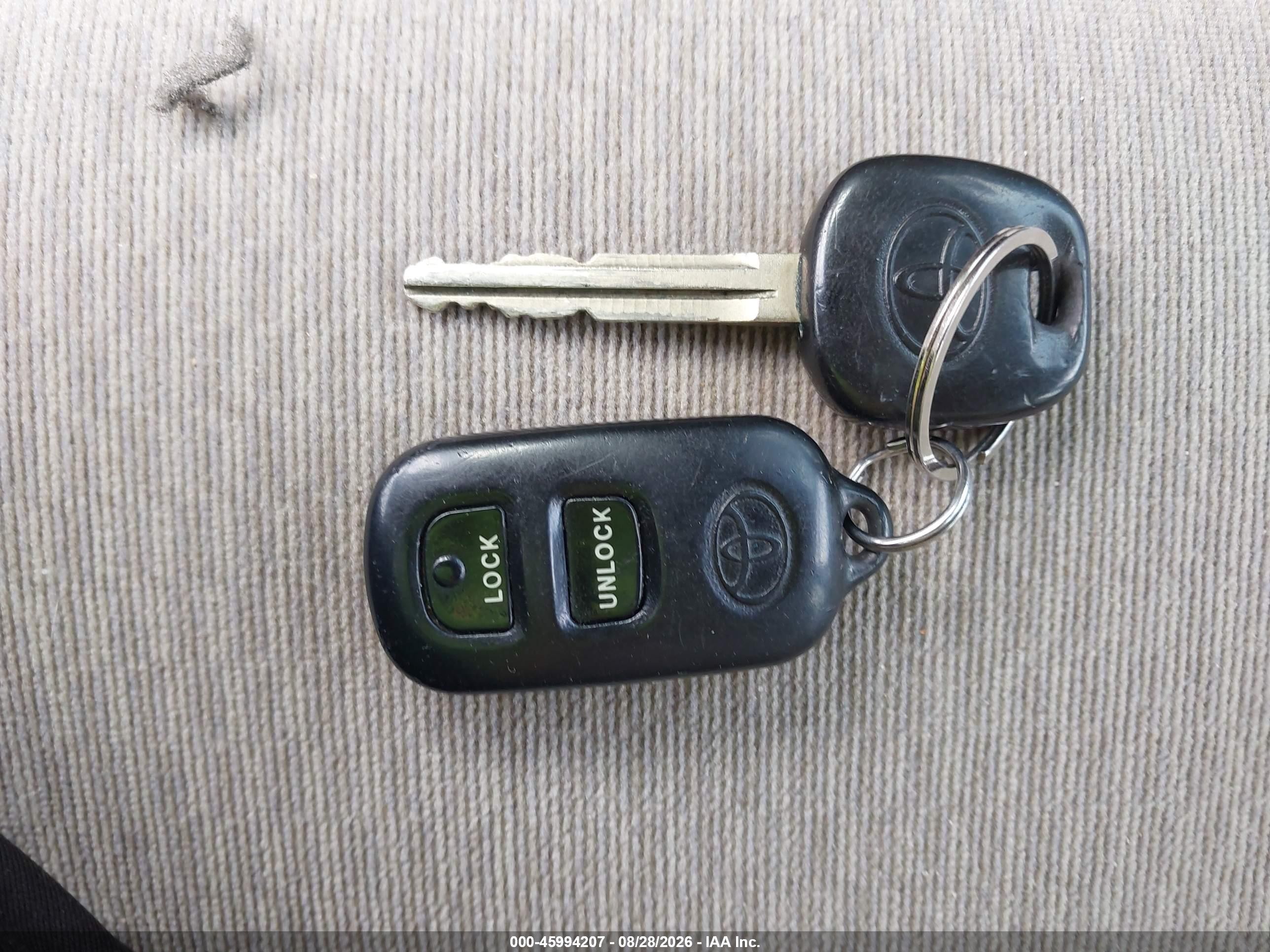 2007 Toyota Corolla Le Золотой vin: 2T1BR30EX7C720823