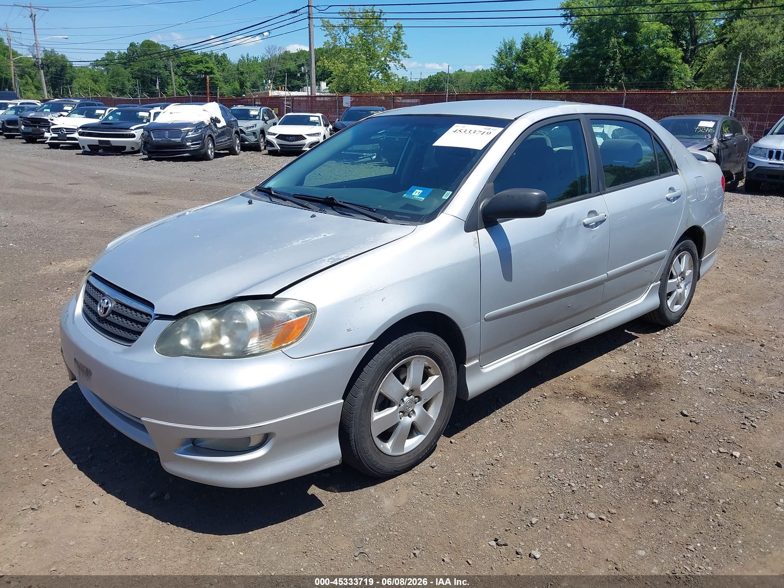 2008 Toyota Corolla S Silver vin: 2T1BR30EX8C895445