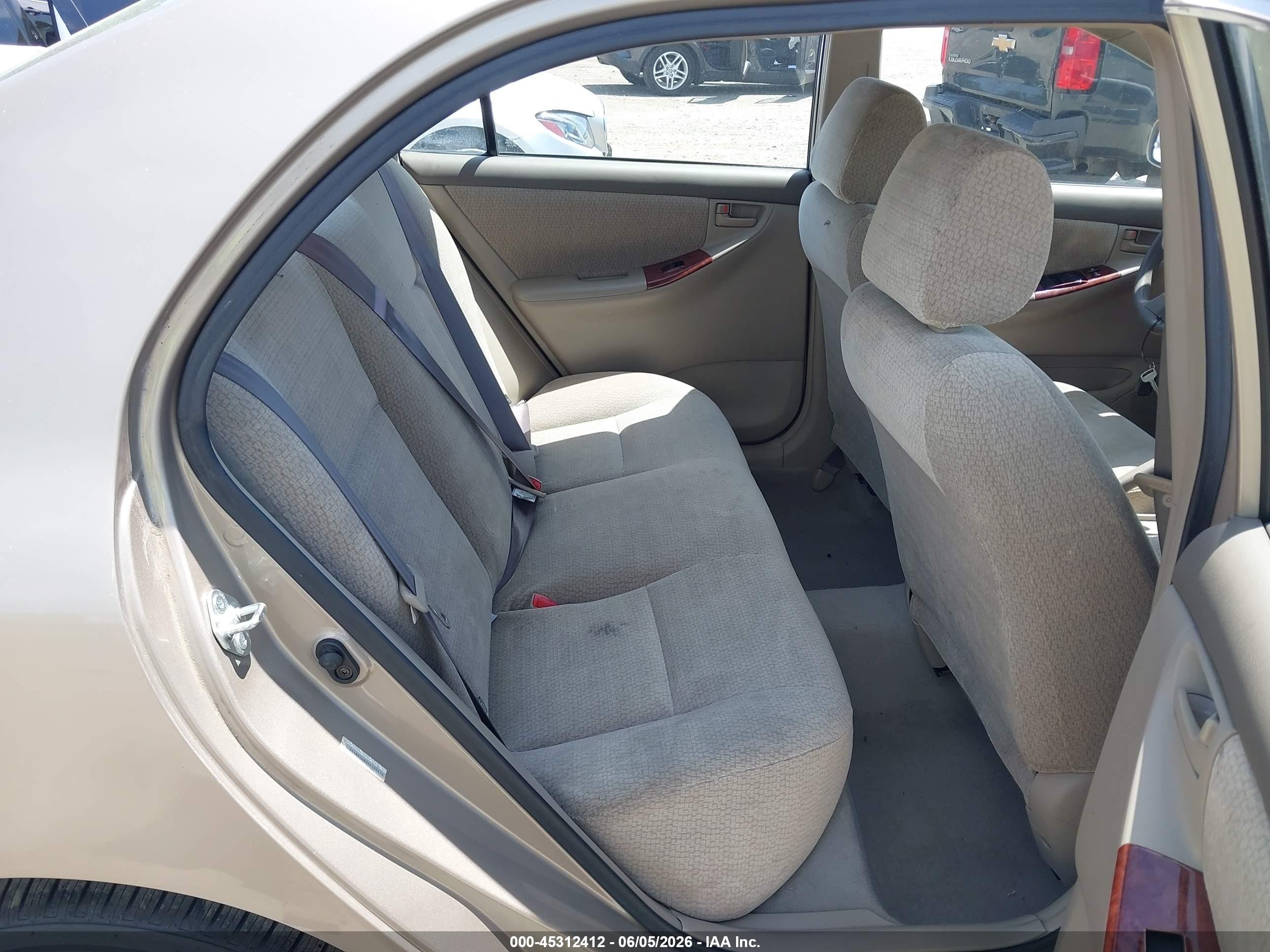 2004 Toyota Corolla Le Beige vin: 2T1BR32E04C196476