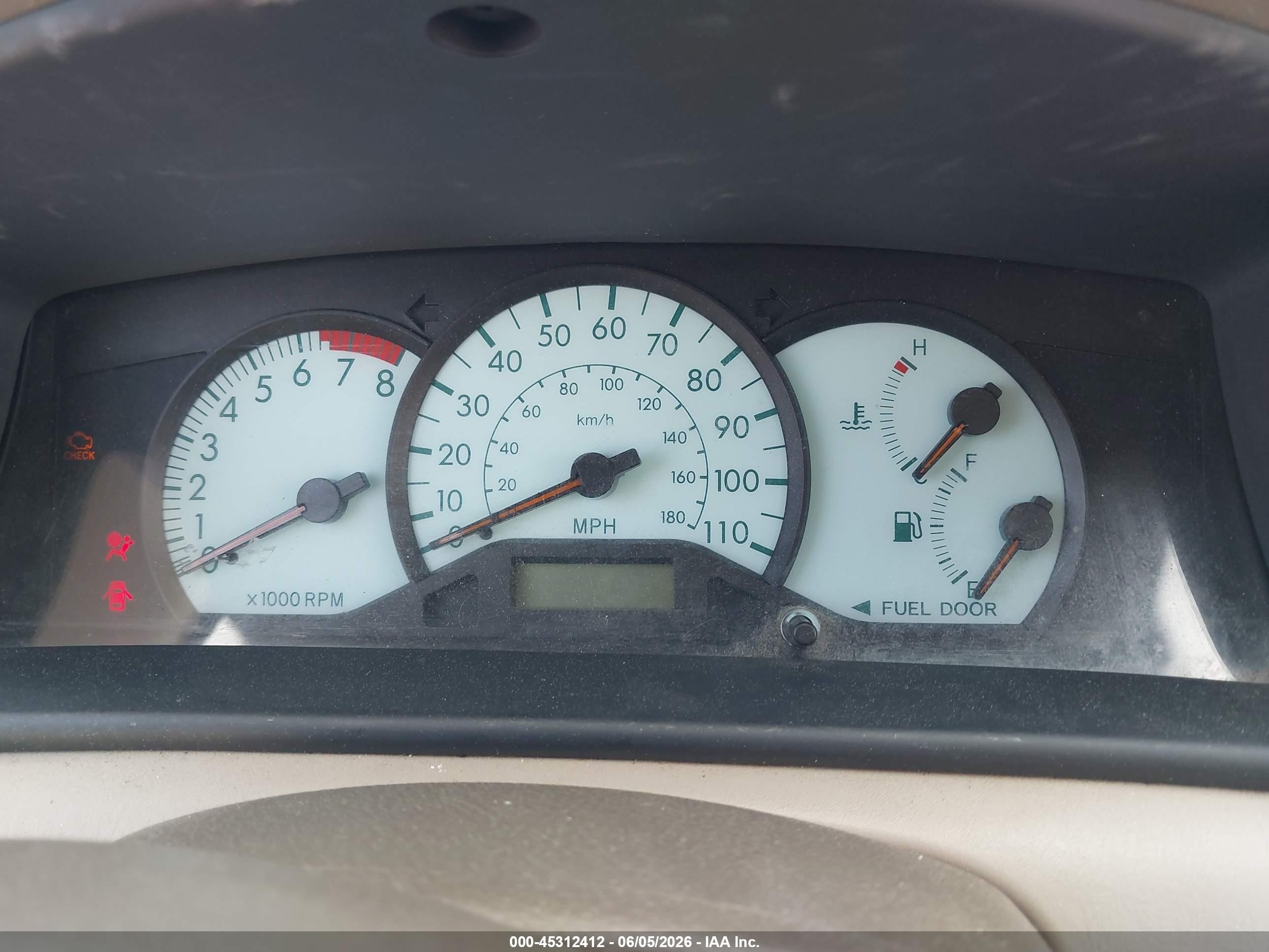 2004 Toyota Corolla Le Beige vin: 2T1BR32E04C196476