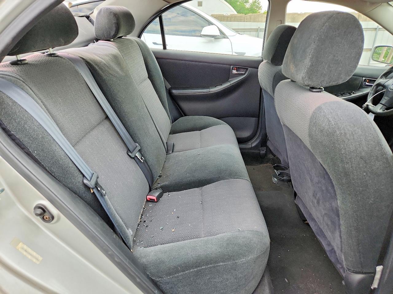 2004 Toyota Corolla S Silver vin: 2T1BR32E04C273086