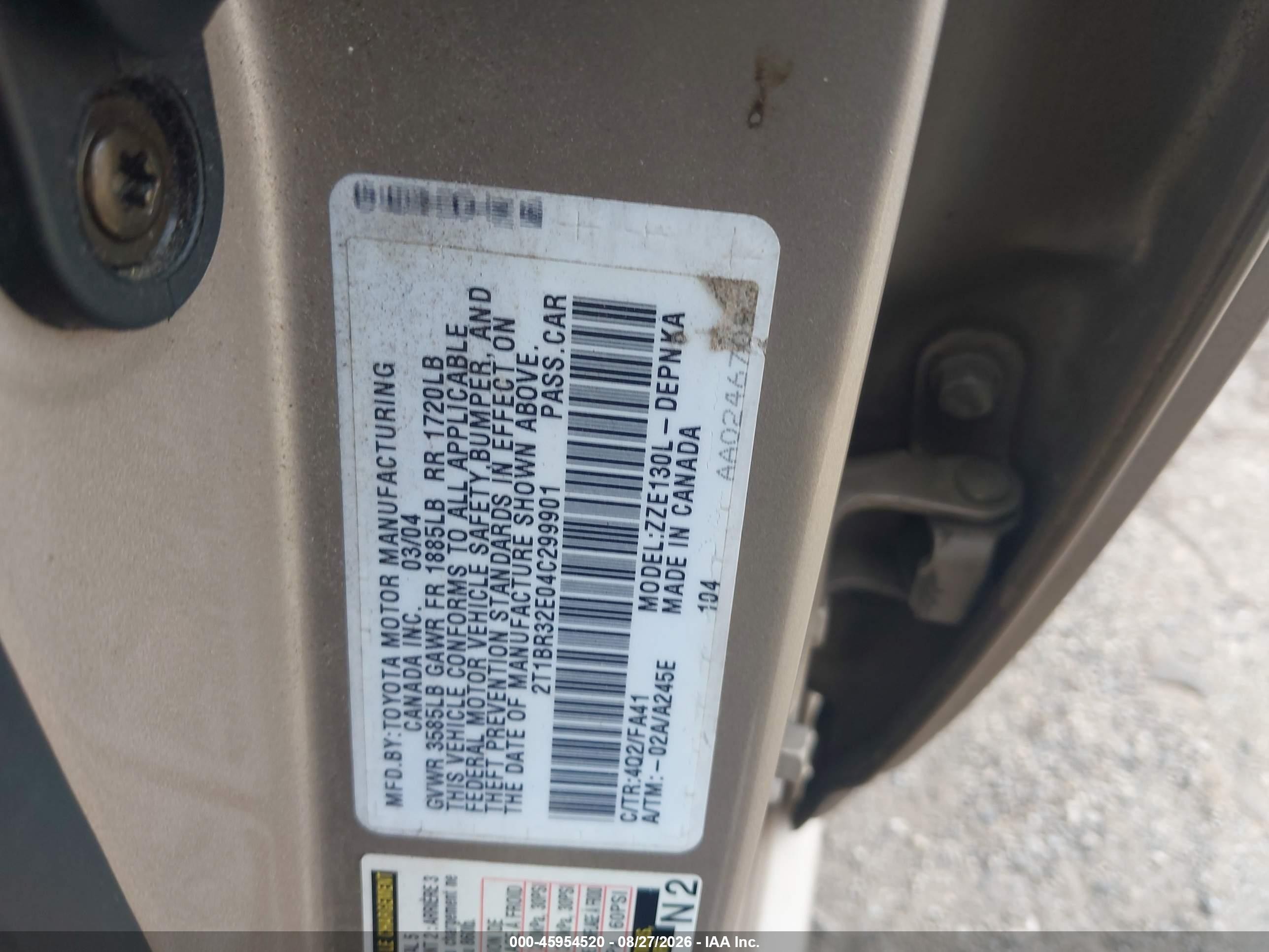 2004 Toyota Corolla Le Gold vin: 2T1BR32E04C299901