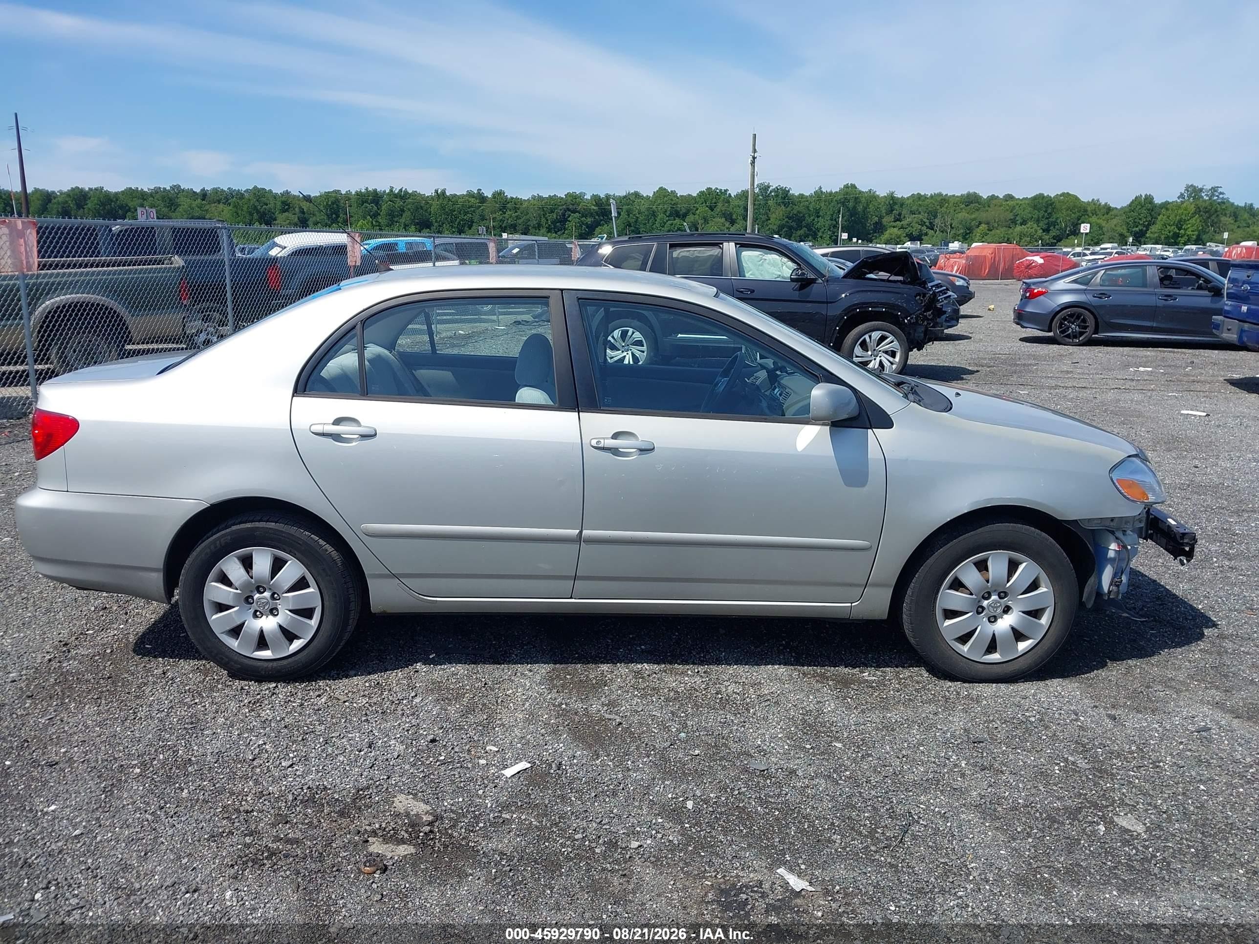 2004 Toyota Corolla Le Silver vin: 2T1BR32E04C308029