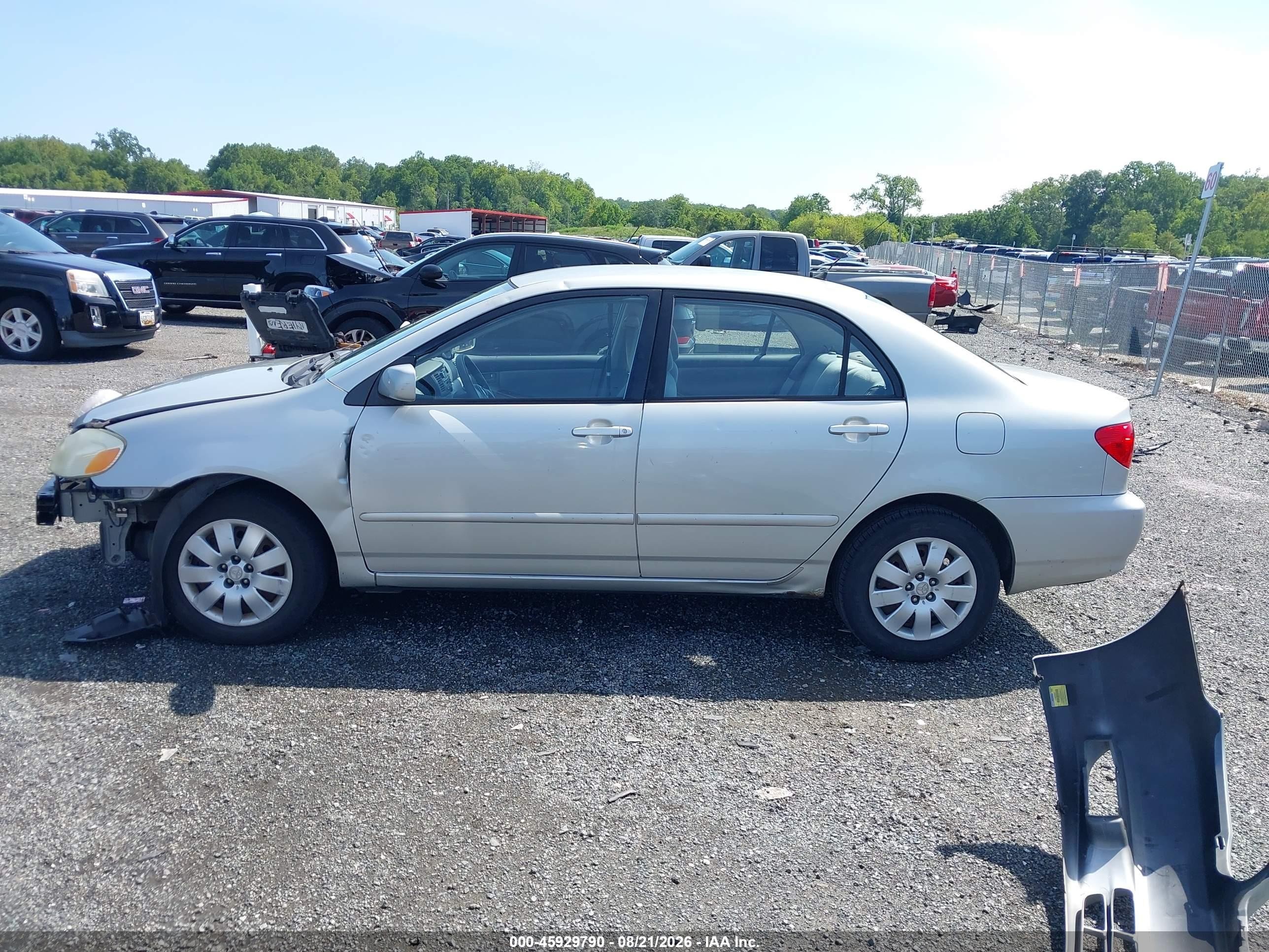 2004 Toyota Corolla Le Silver vin: 2T1BR32E04C308029