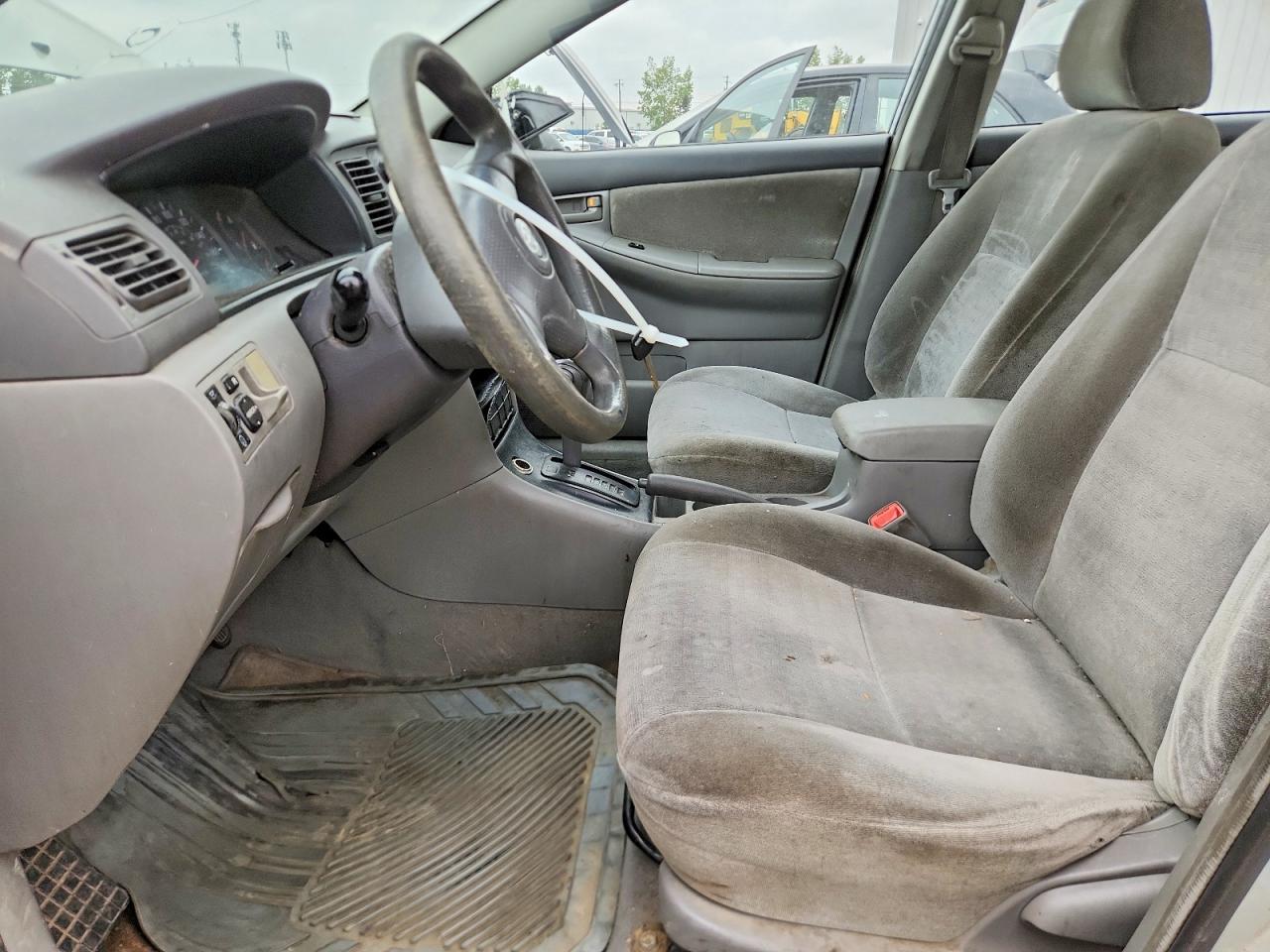 2004 Toyota Corolla Ce Silver vin: 2T1BR32E04C791103