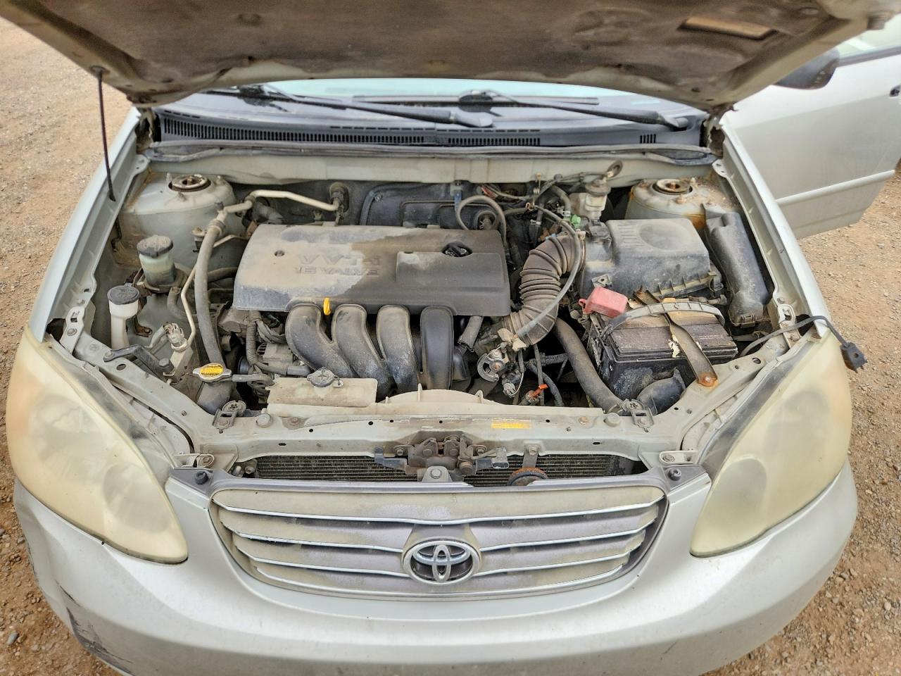 2004 Toyota Corolla Ce Silver vin: 2T1BR32E04C791103