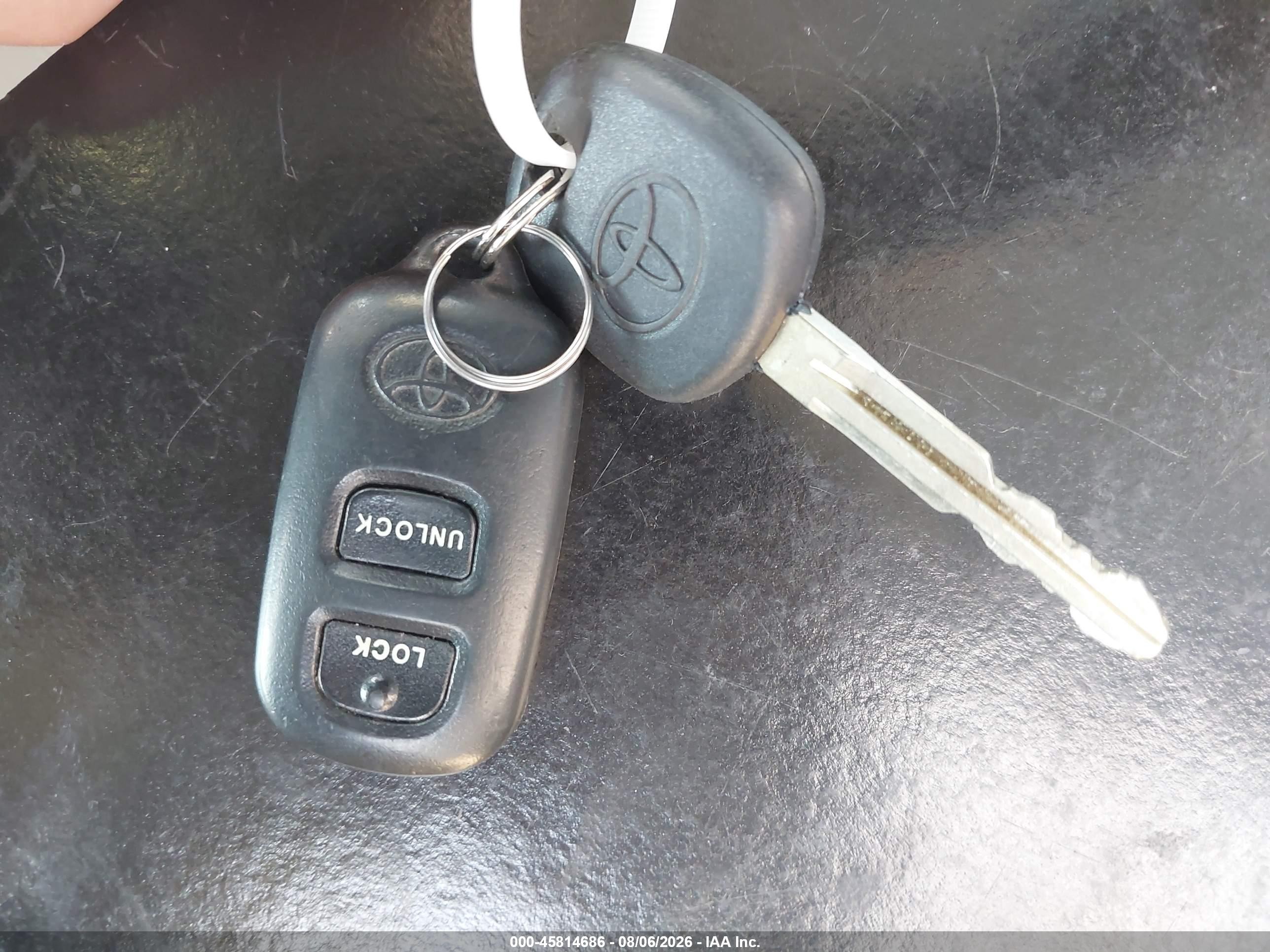 2005 Toyota Corolla Le Gray vin: 2T1BR32E05C368782