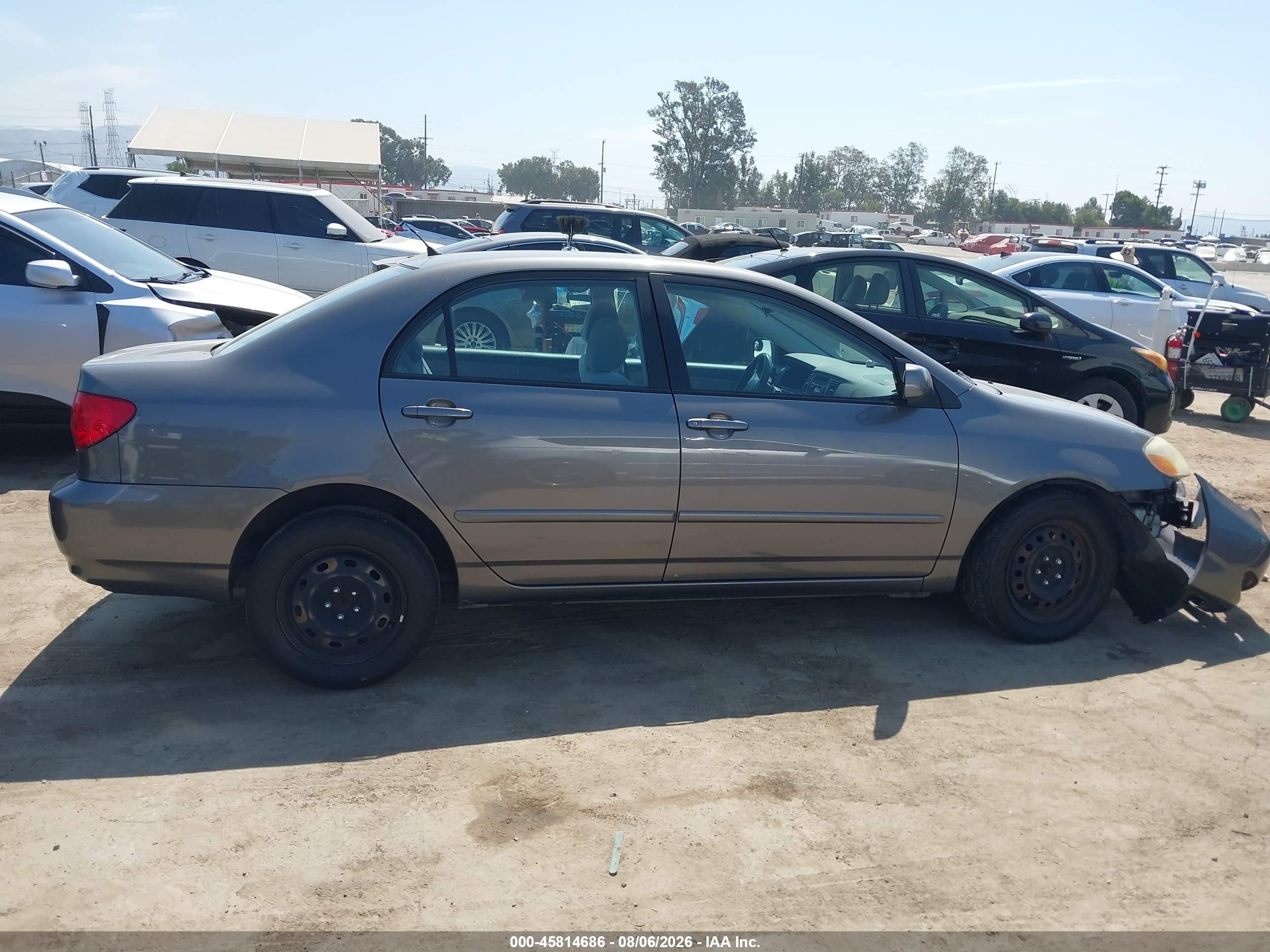 2005 Toyota Corolla Le Gray vin: 2T1BR32E05C368782