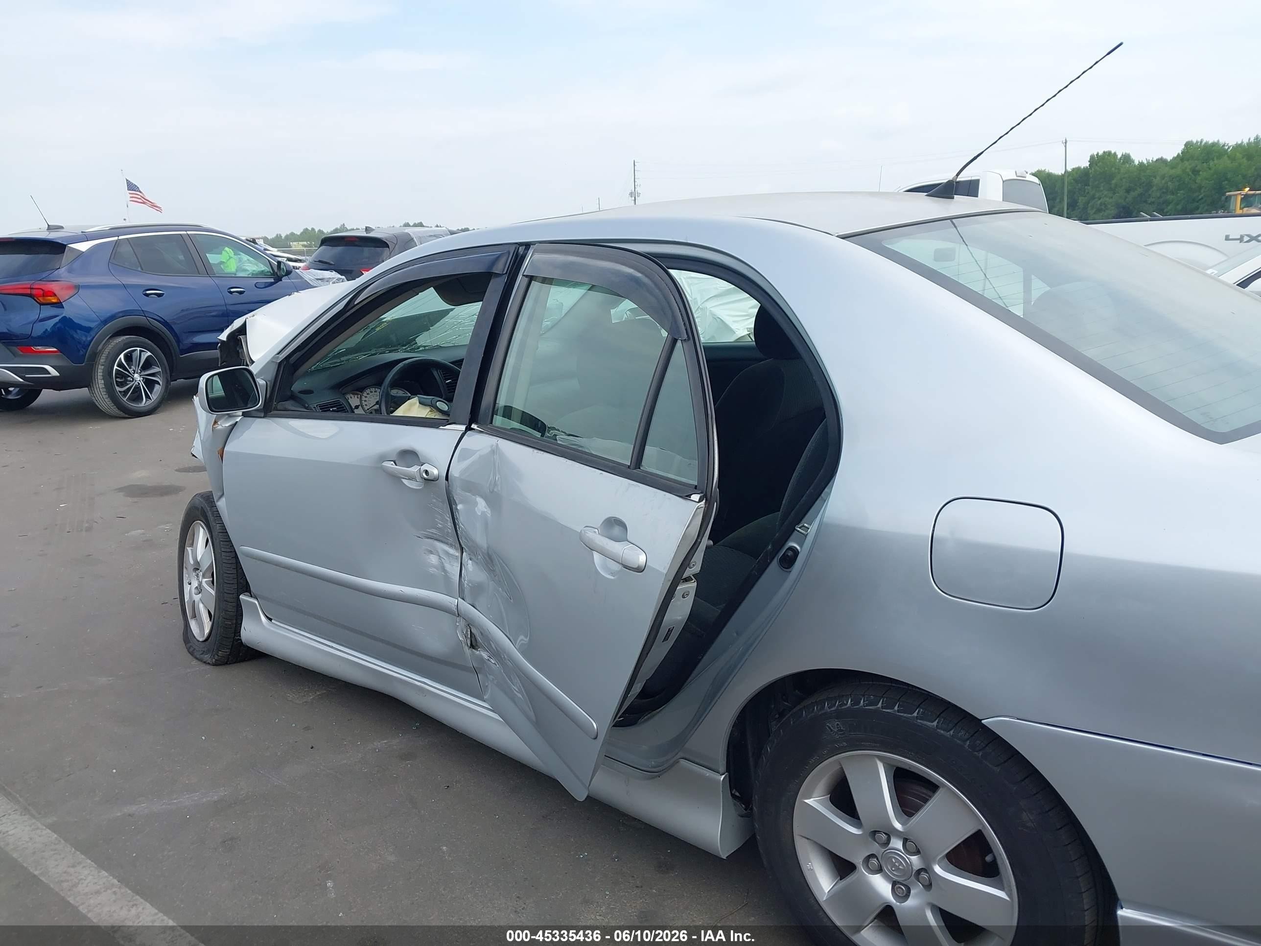 2005 Toyota Corolla S Silver vin: 2T1BR32E05C427183
