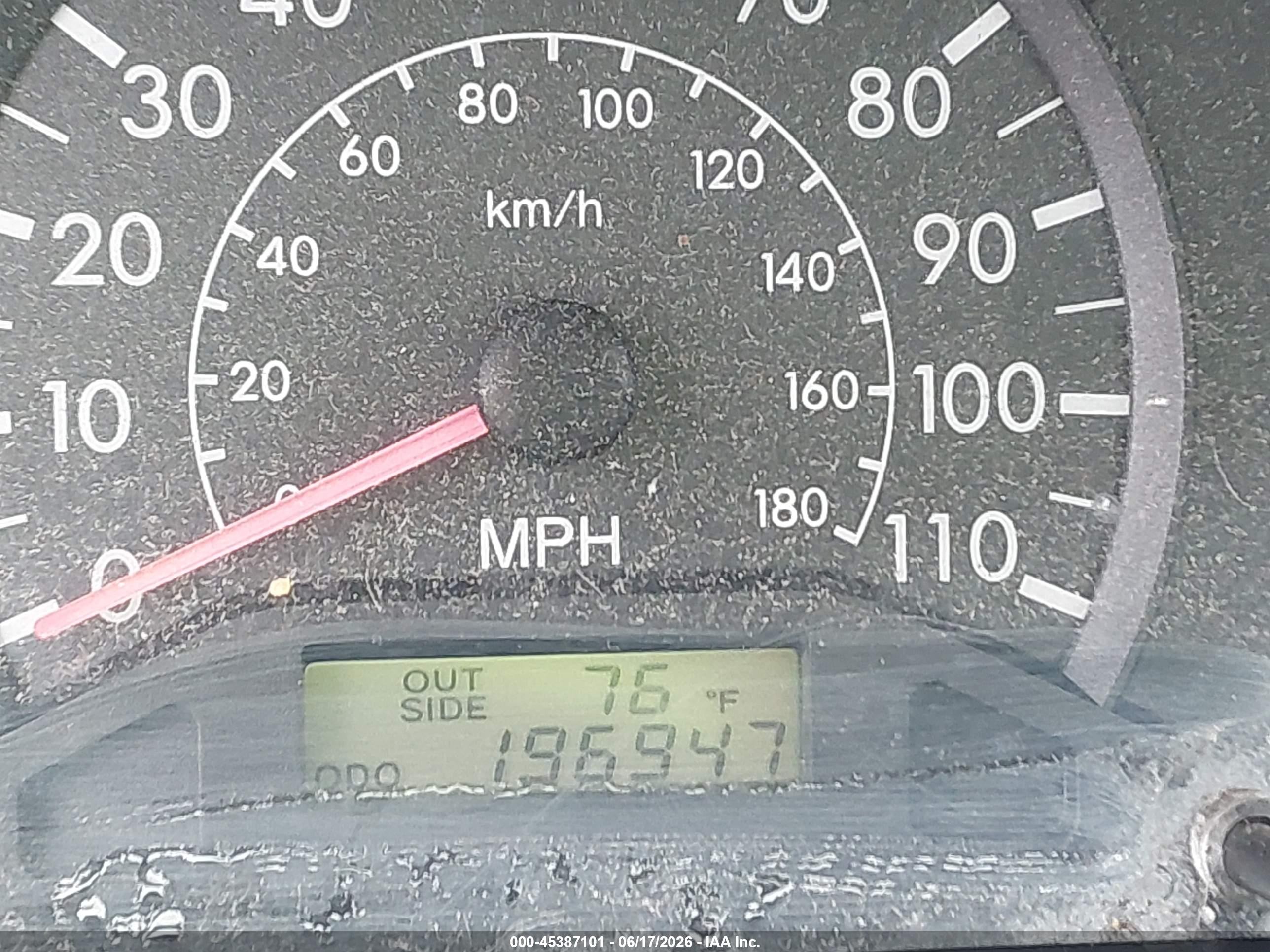 2005 Toyota Corolla Ce Light Blue vin: 2T1BR32E05C447496