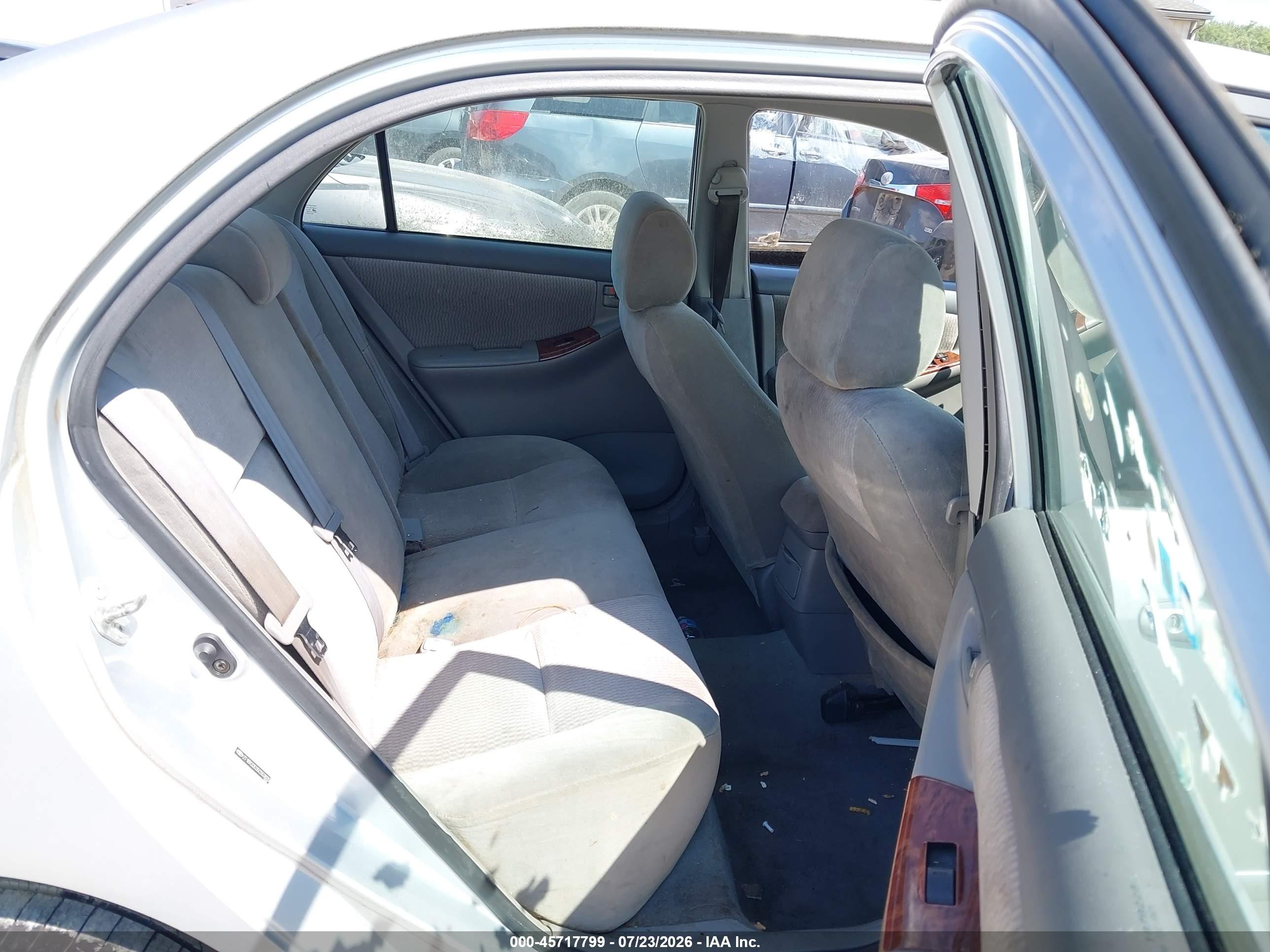 2005 Toyota Corolla Le Silver vin: 2T1BR32E05C553835