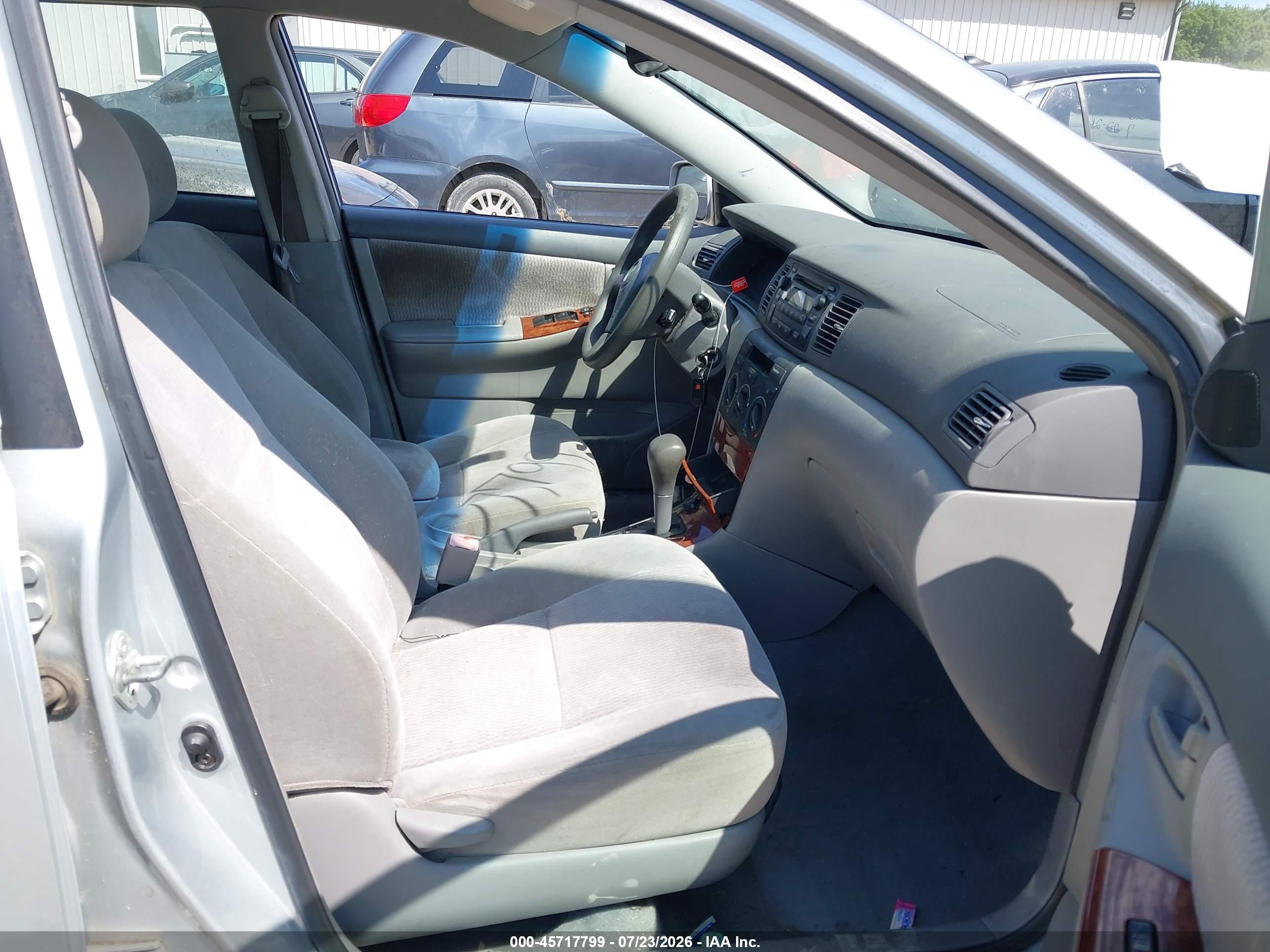 2005 Toyota Corolla Le Silver vin: 2T1BR32E05C553835