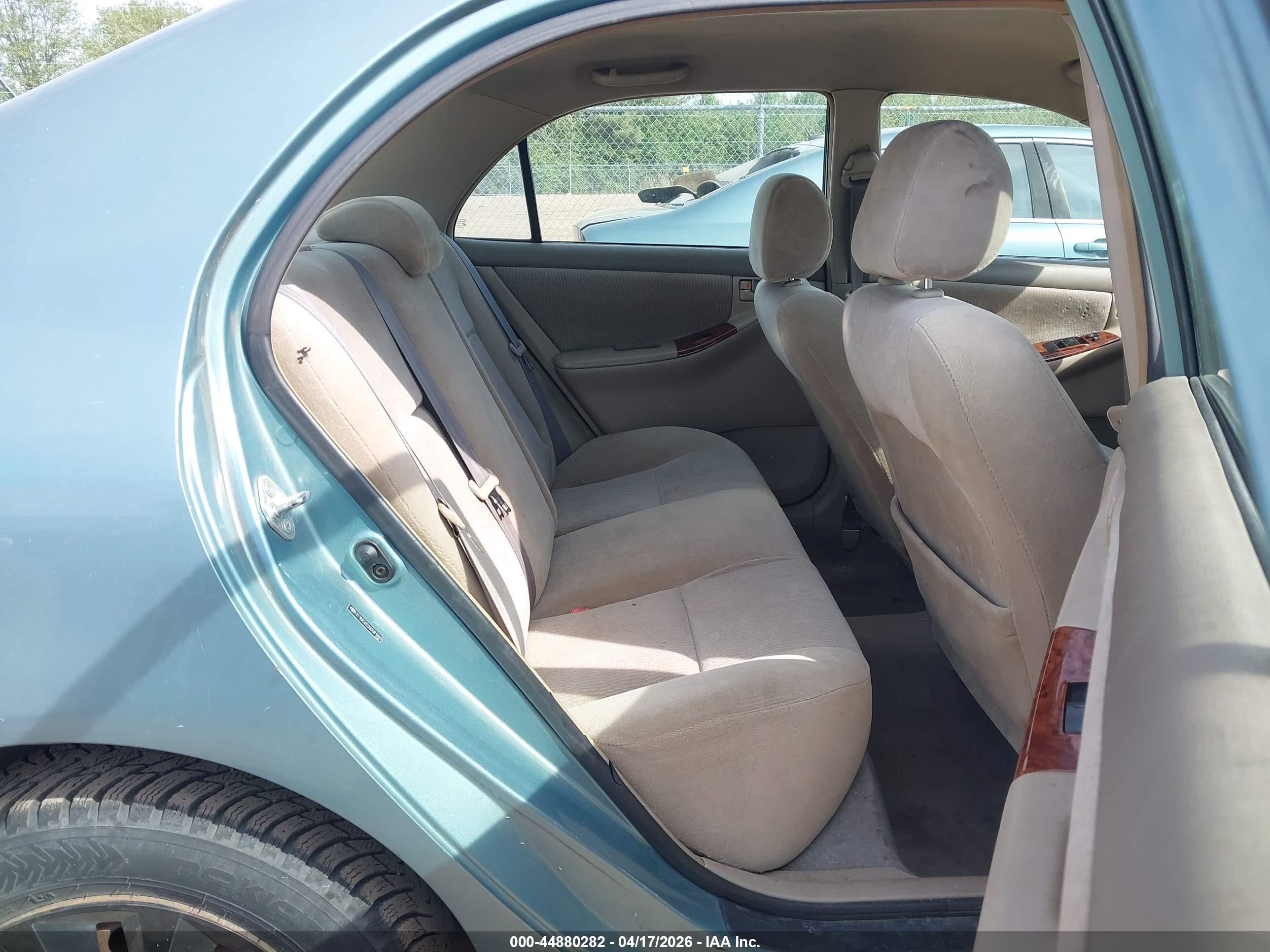 2006 Toyota Corolla Le Green vin: 2T1BR32E06C681946