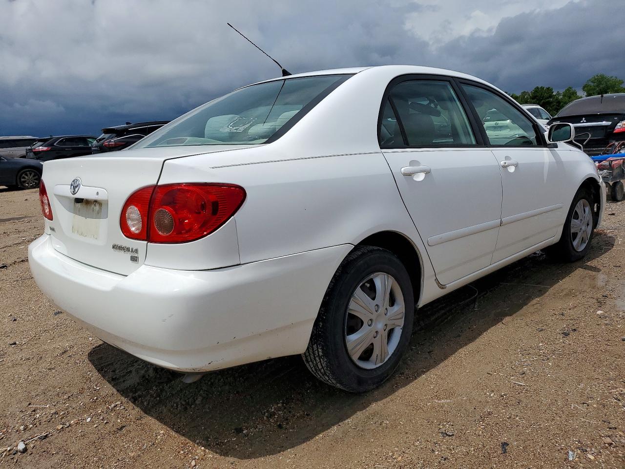 2006 Toyota Corolla Le White vin: 2T1BR32E06C703315