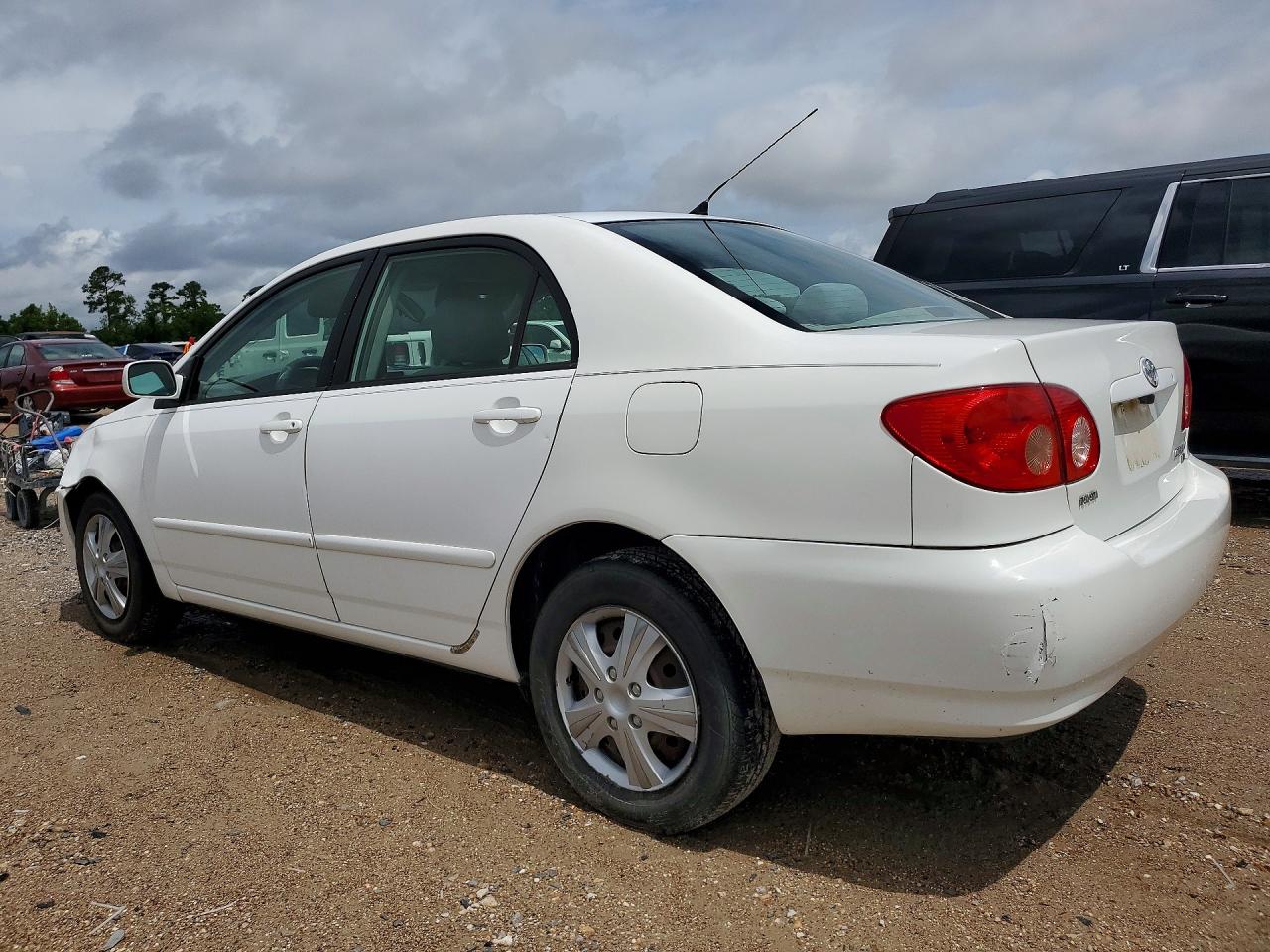 2006 Toyota Corolla Le White vin: 2T1BR32E06C703315
