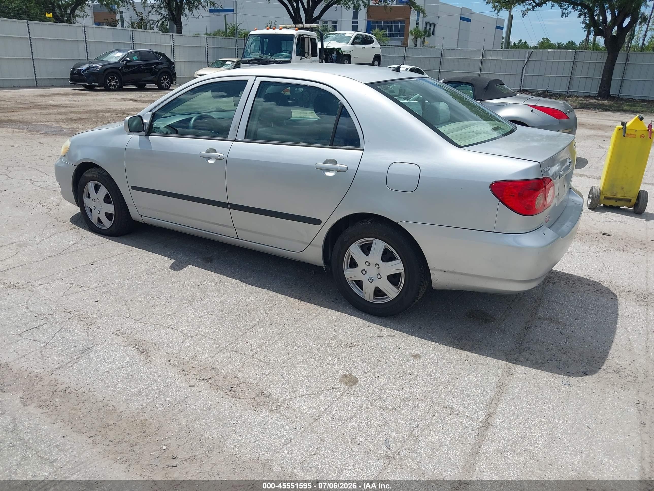 2007 Toyota Corolla Ce Серебряный vin: 2T1BR32E07C764746