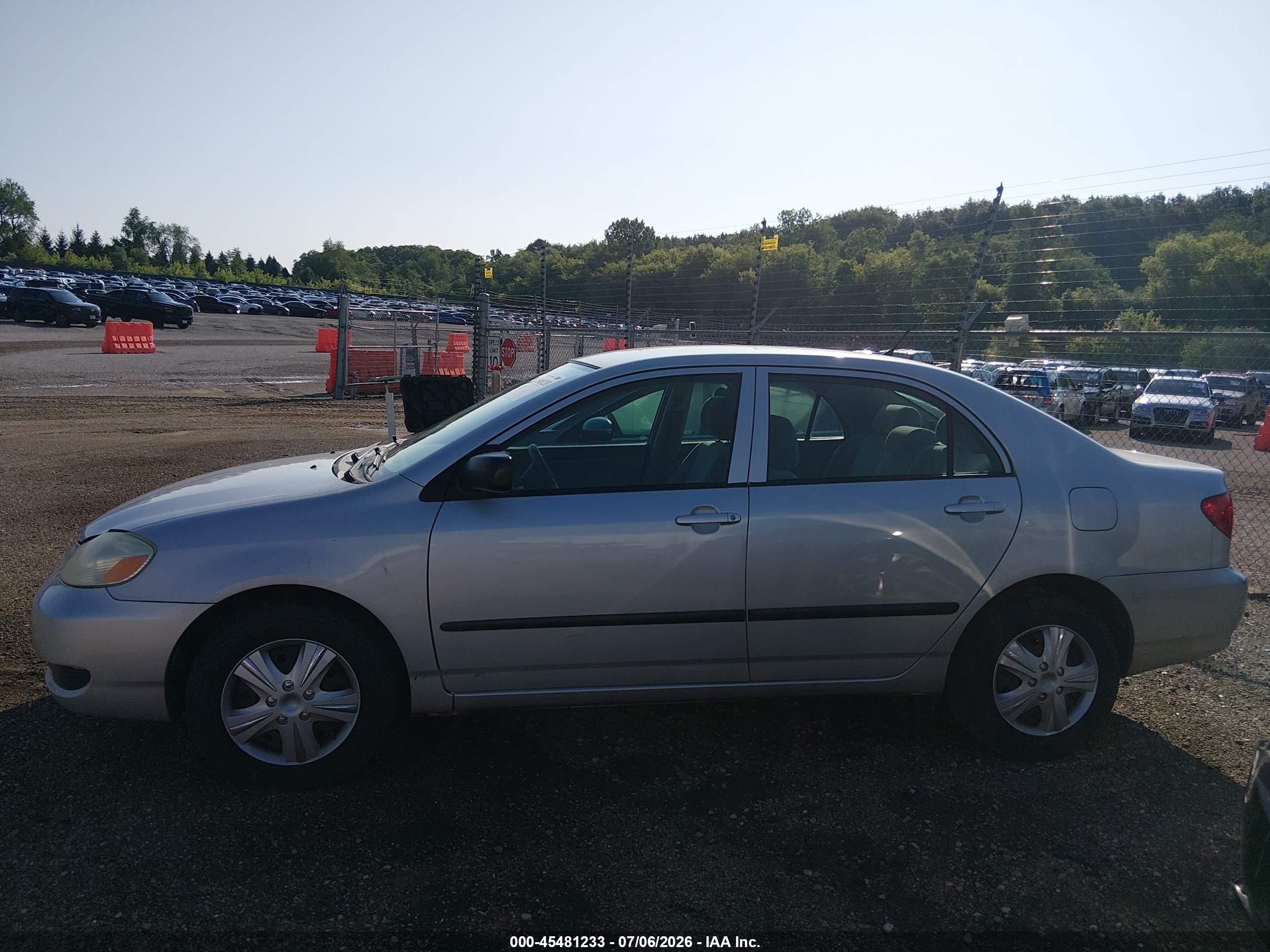 2007 Toyota Corolla Ce Silver vin: 2T1BR32E07C796256