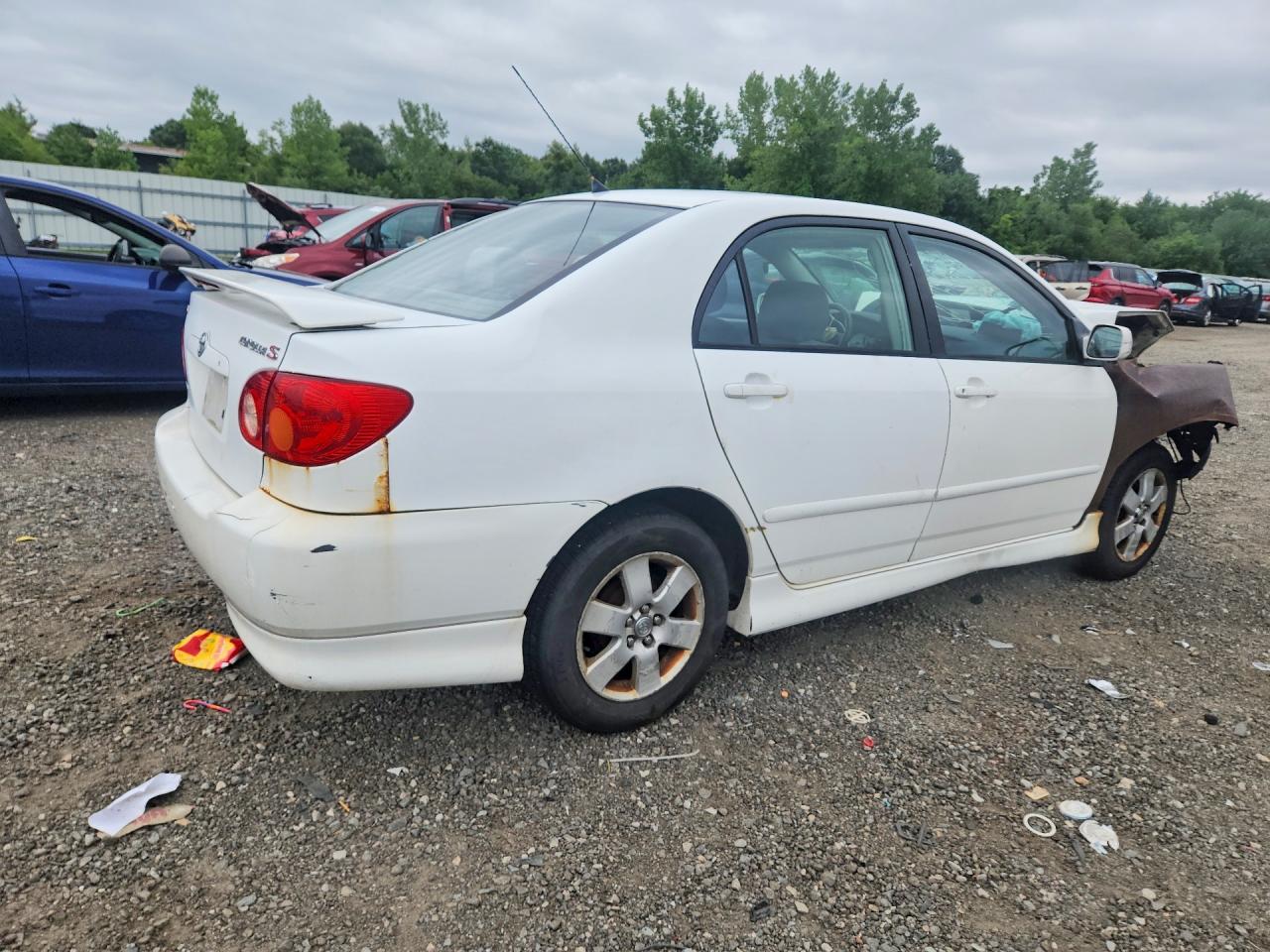 2004 Toyota Corolla S Белый vin: 2T1BR32E14C206562