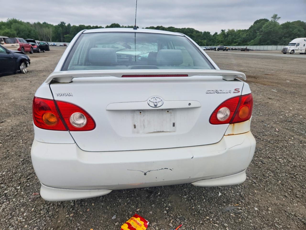 2004 Toyota Corolla S Белый vin: 2T1BR32E14C206562