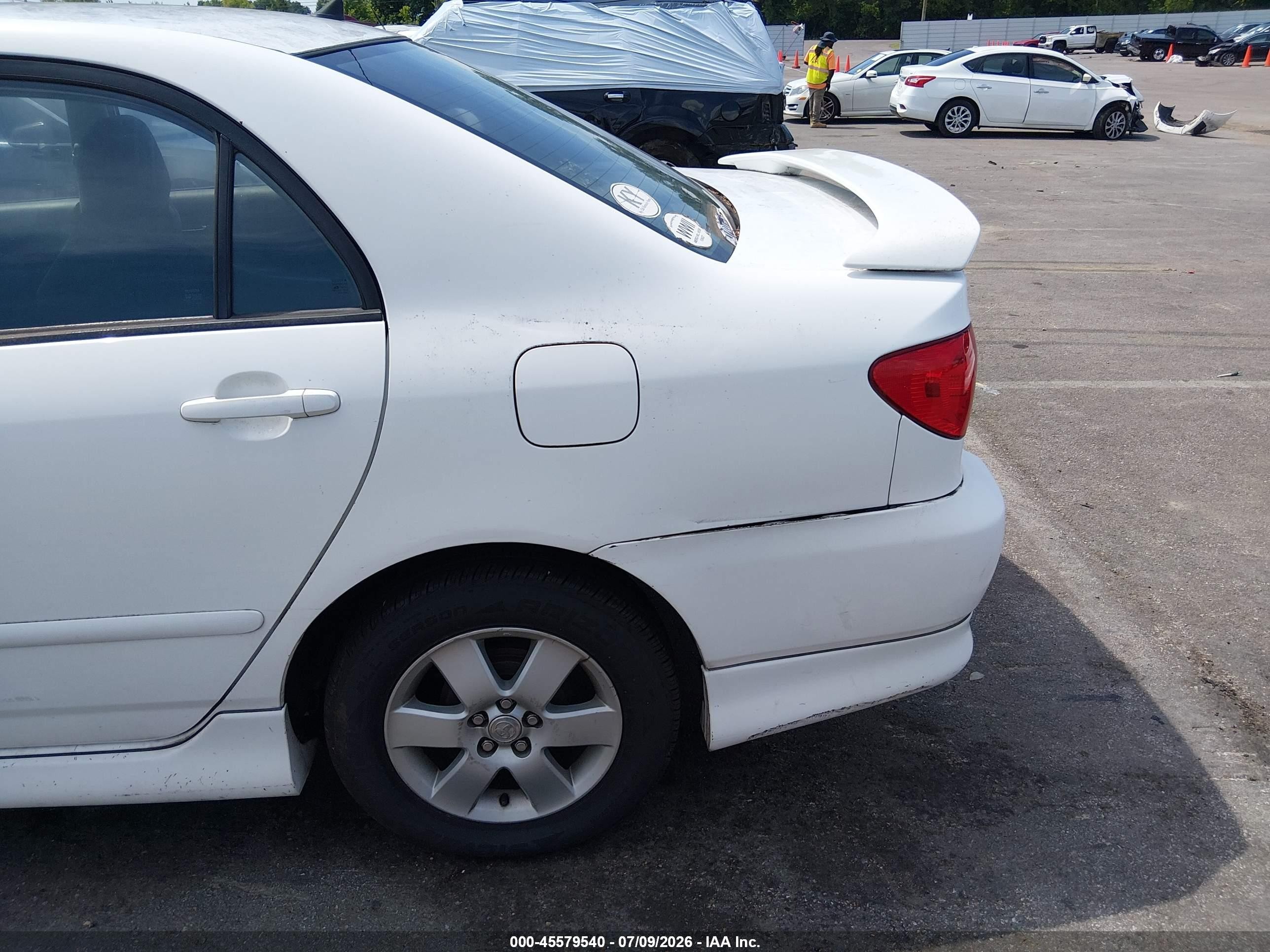 2004 Toyota Corolla S White vin: 2T1BR32E14C250061