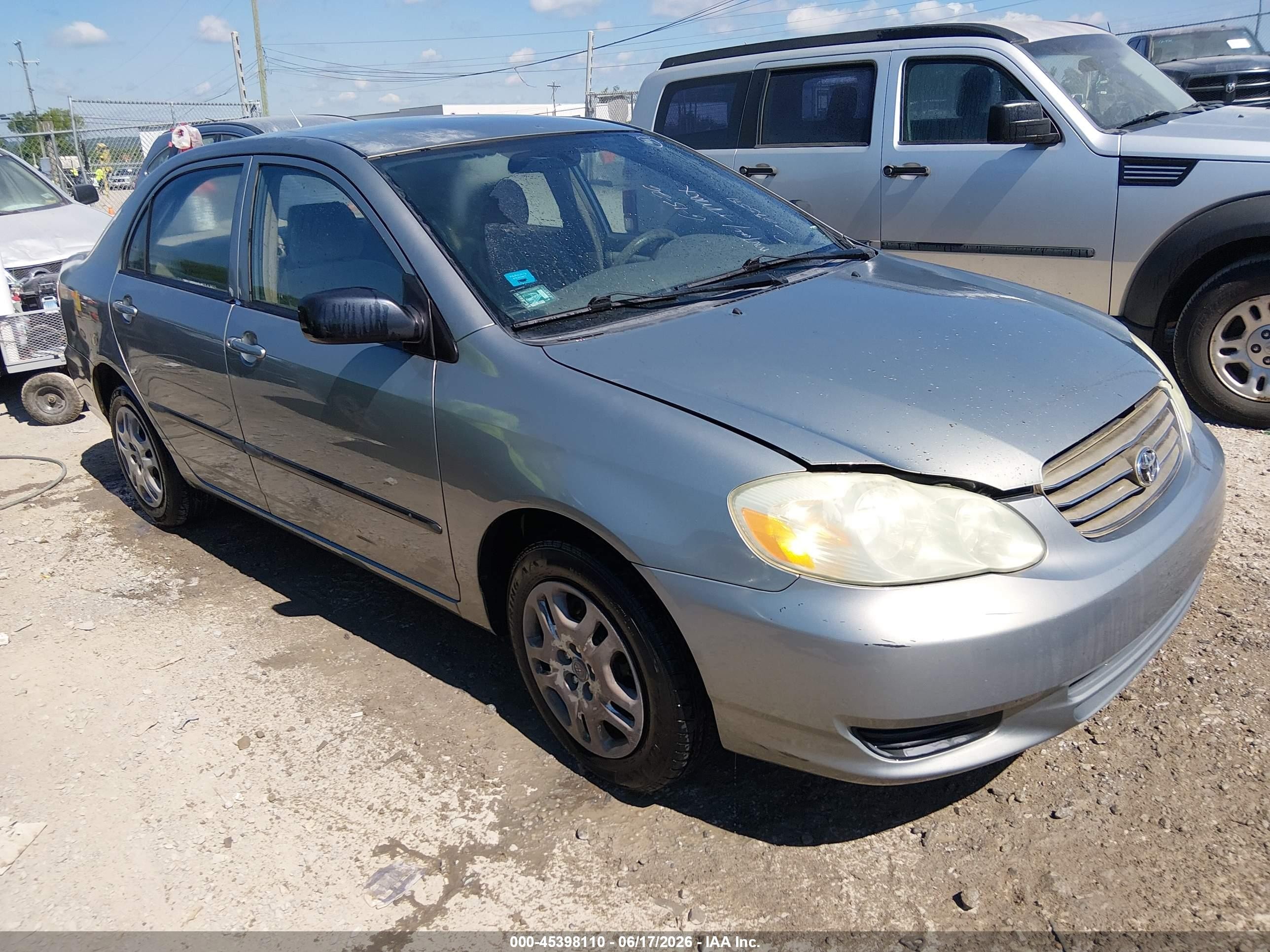 2004 Toyota Corolla Ce Silver vin: 2T1BR32E14C295551