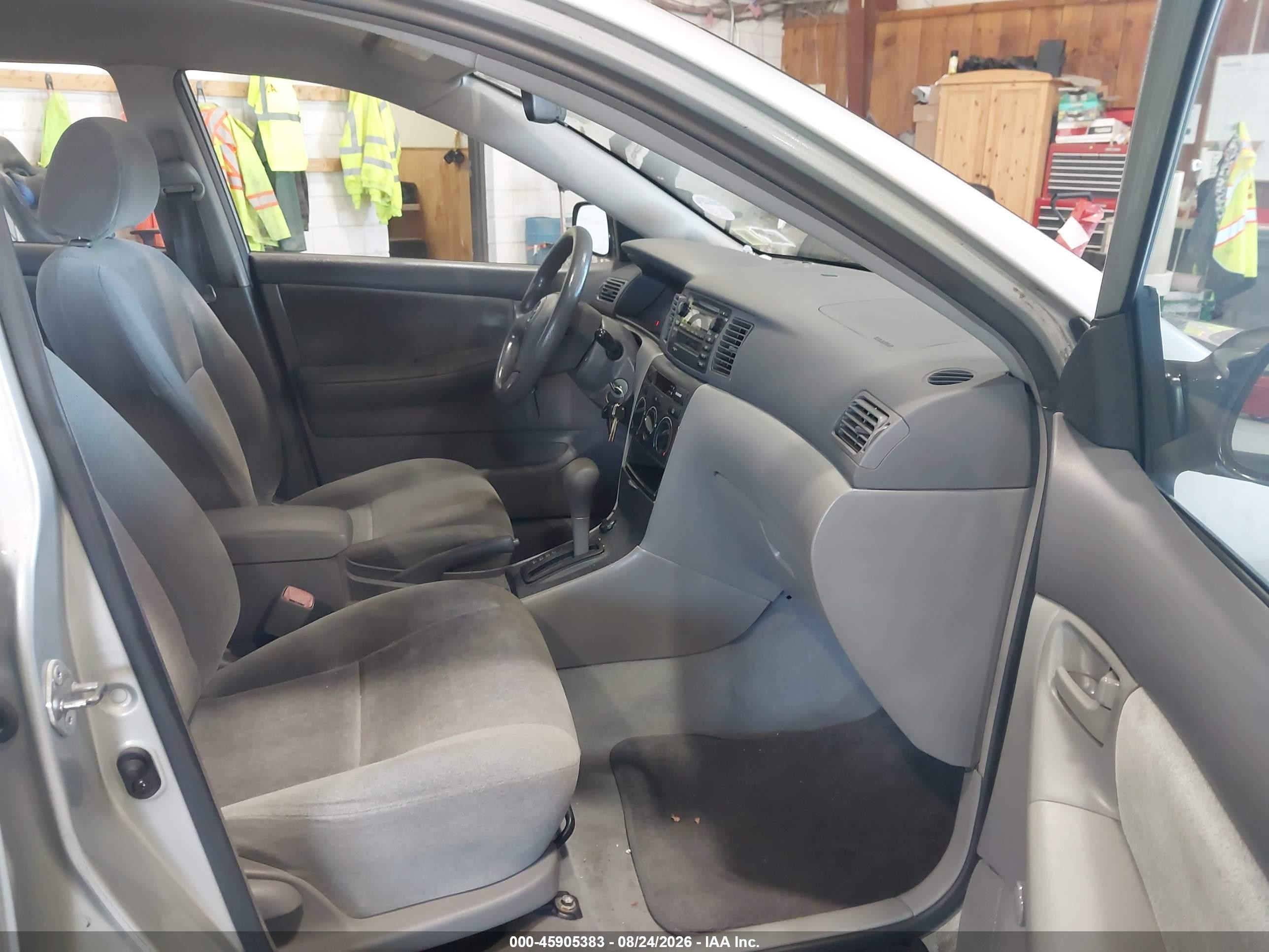 2004 Toyota Corolla Ce Gray vin: 2T1BR32E14C310484