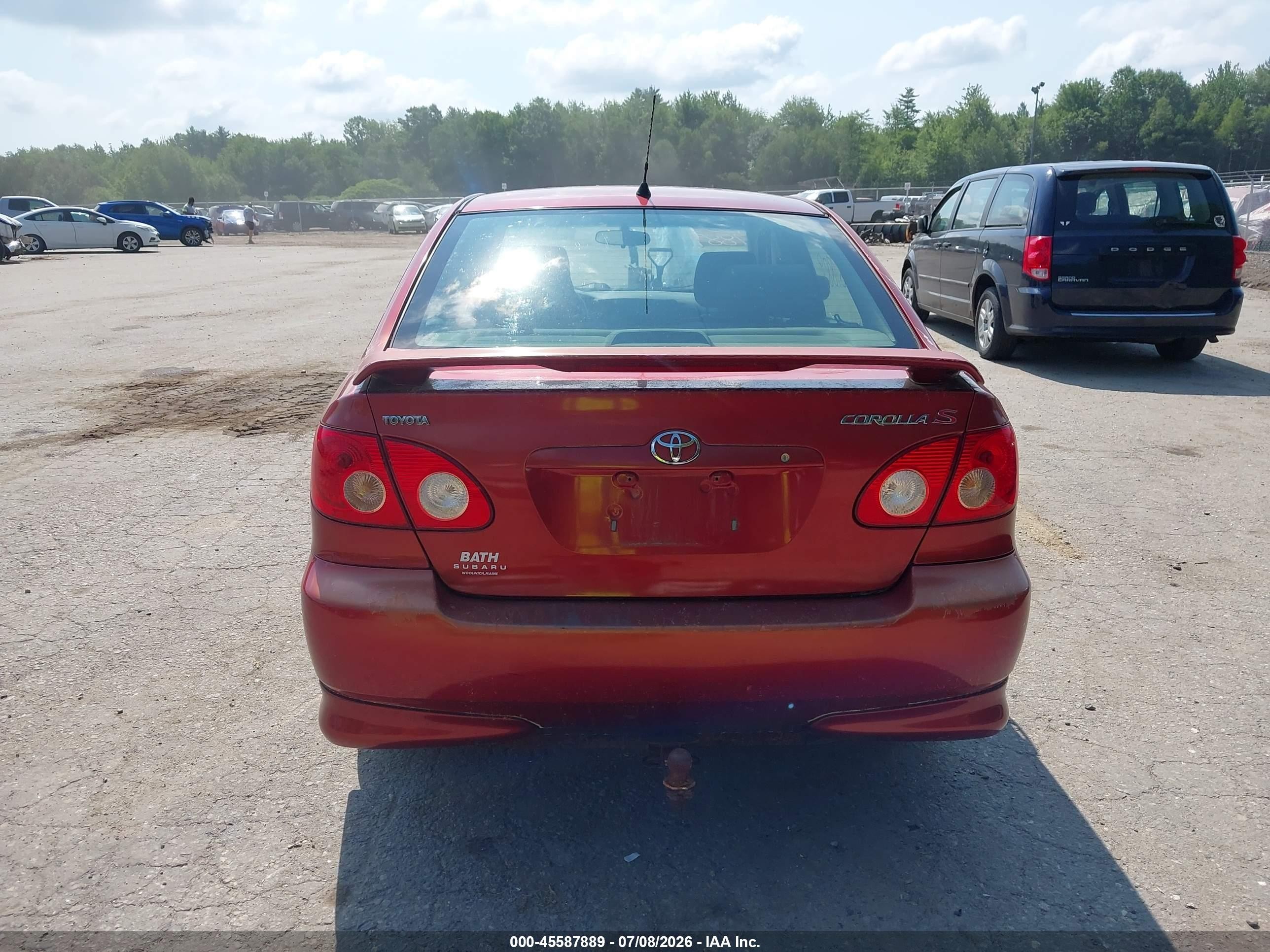 2005 Toyota Corolla S Maroon vin: 2T1BR32E15C320417