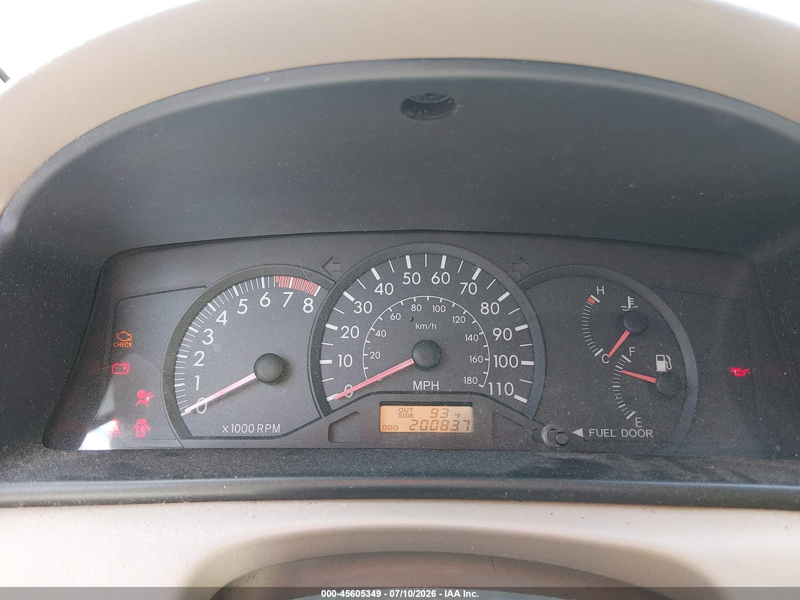 2005 Toyota Corolla Ce Tan vin: 2T1BR32E15C384070