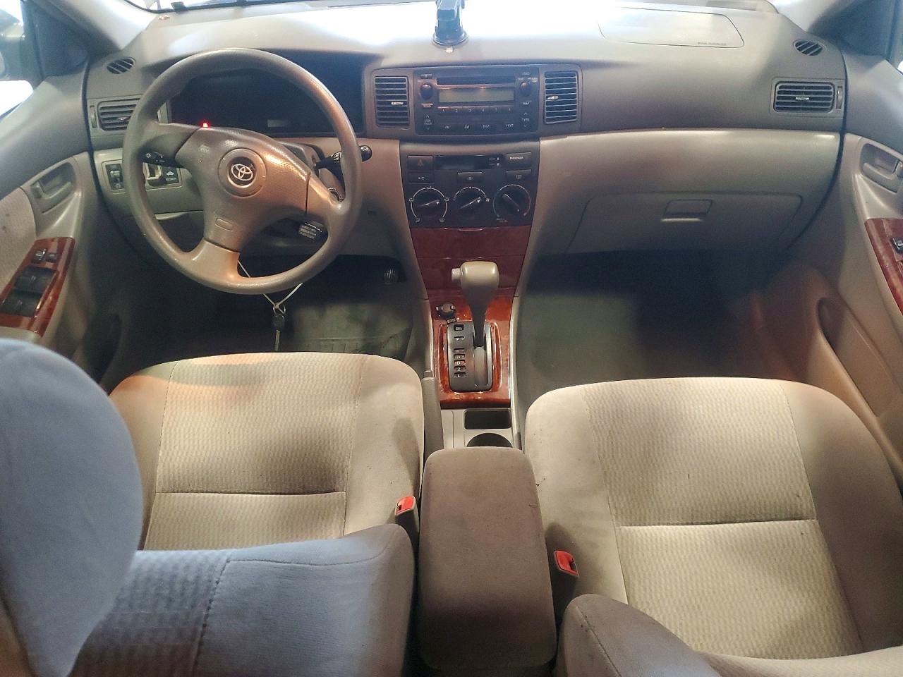 2005 Toyota Corolla Le Gray vin: 2T1BR32E15C389835