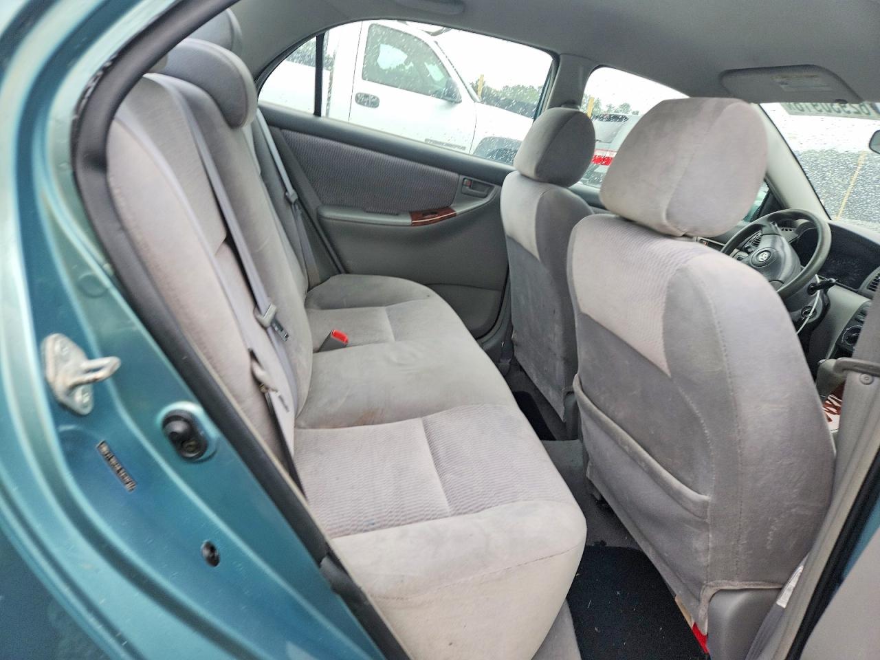 2005 Toyota Corolla Le Green vin: 2T1BR32E15C397272