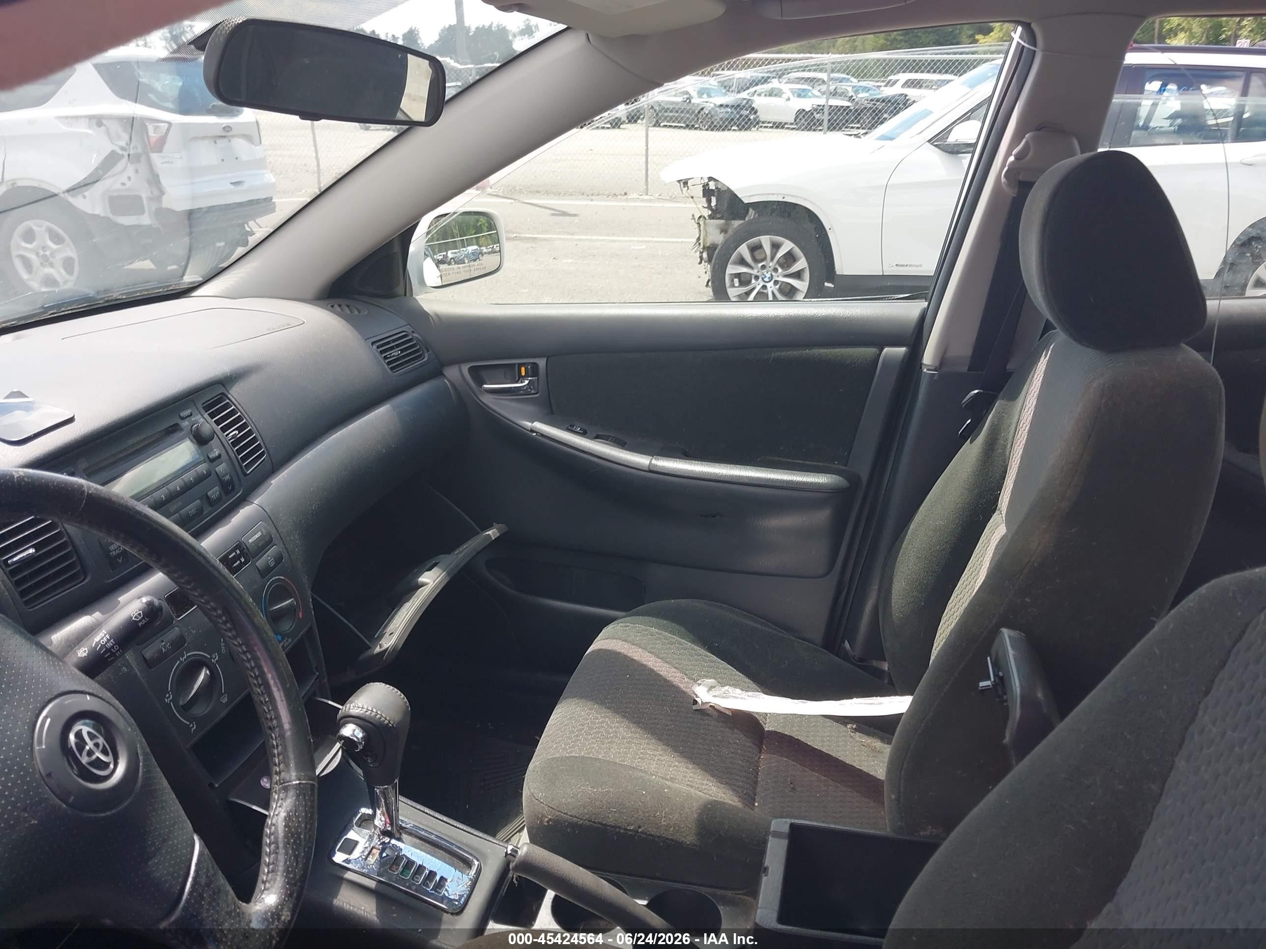 2005 Toyota Corolla S White vin: 2T1BR32E15C427807