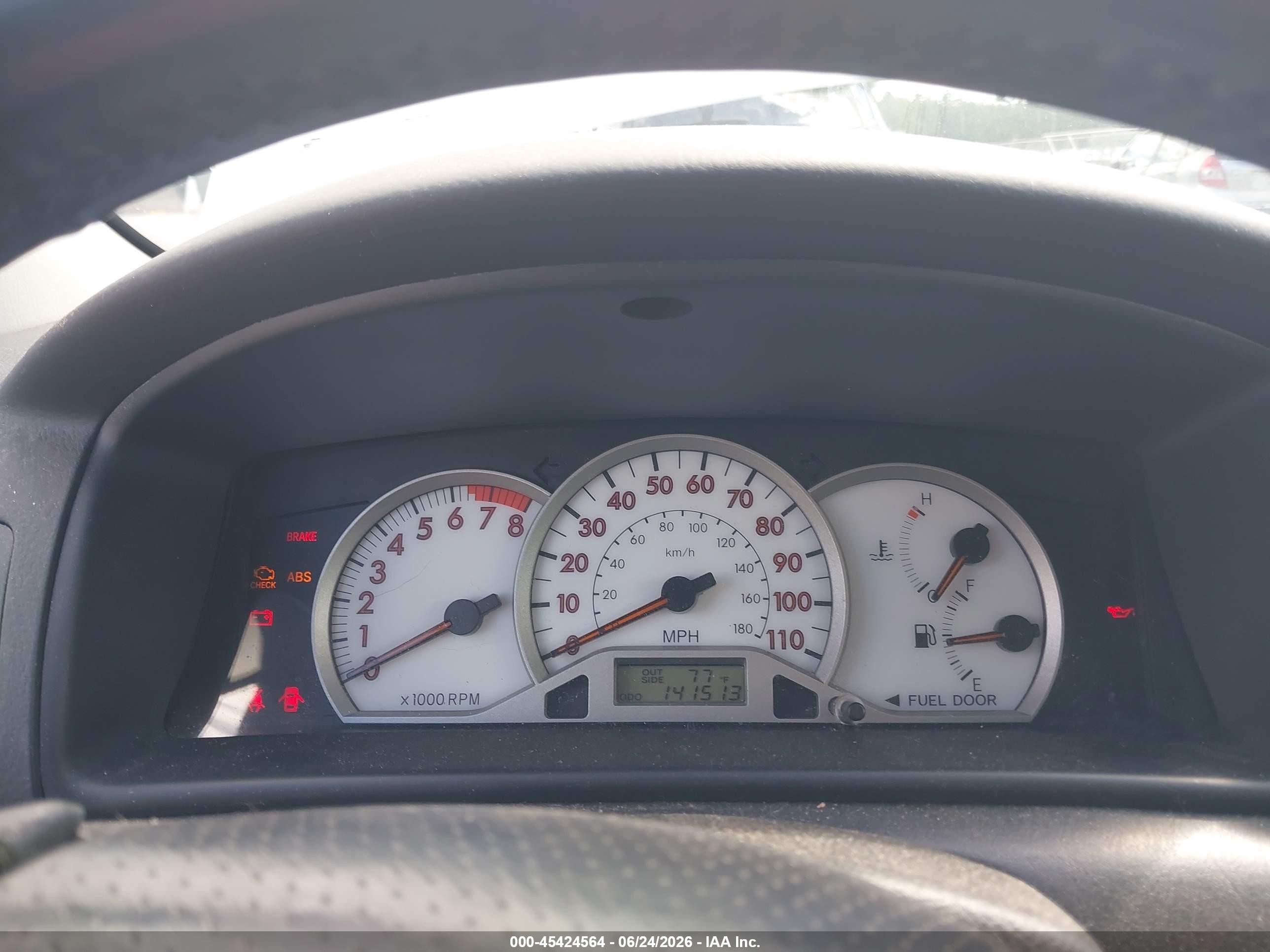 2005 Toyota Corolla S White vin: 2T1BR32E15C427807
