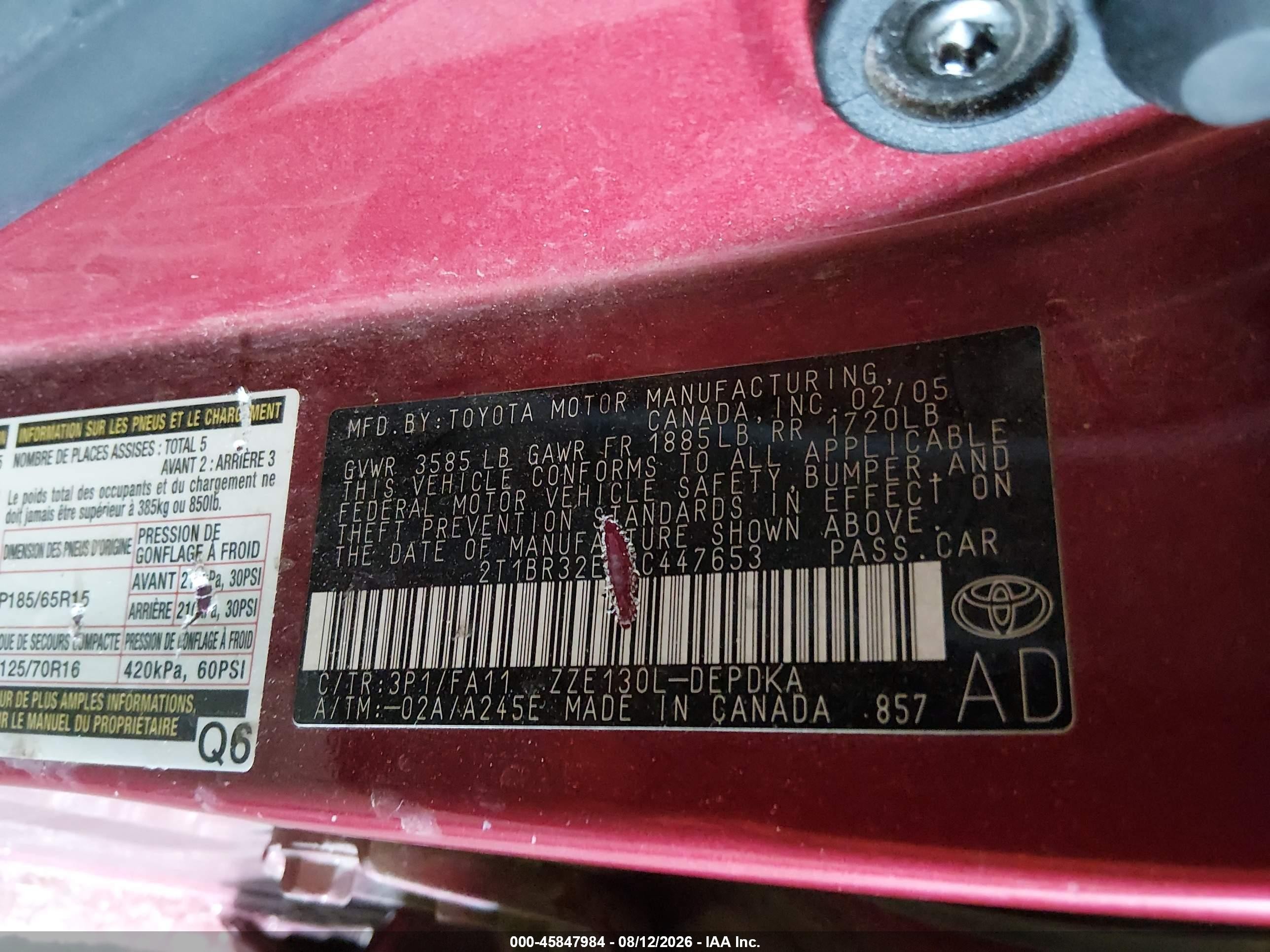 2005 Toyota Corolla Ce Red vin: 2T1BR32E15C447653
