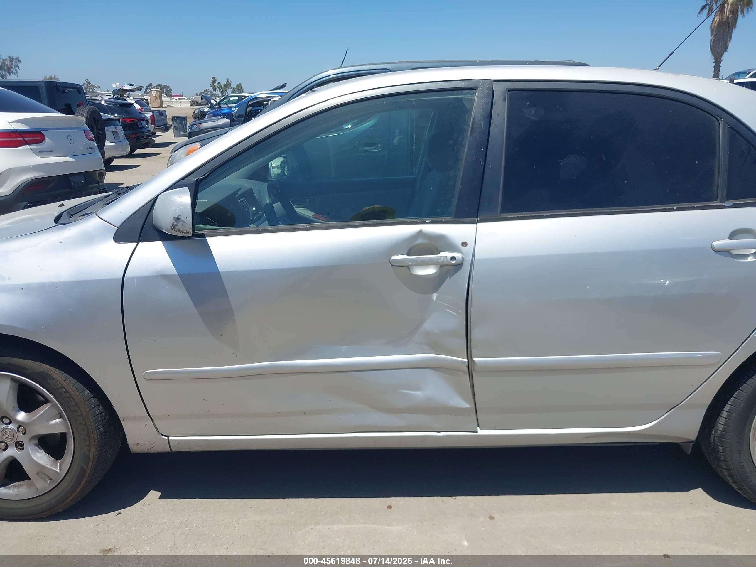 2005 Toyota Corolla Le Silver vin: 2T1BR32E15C448401