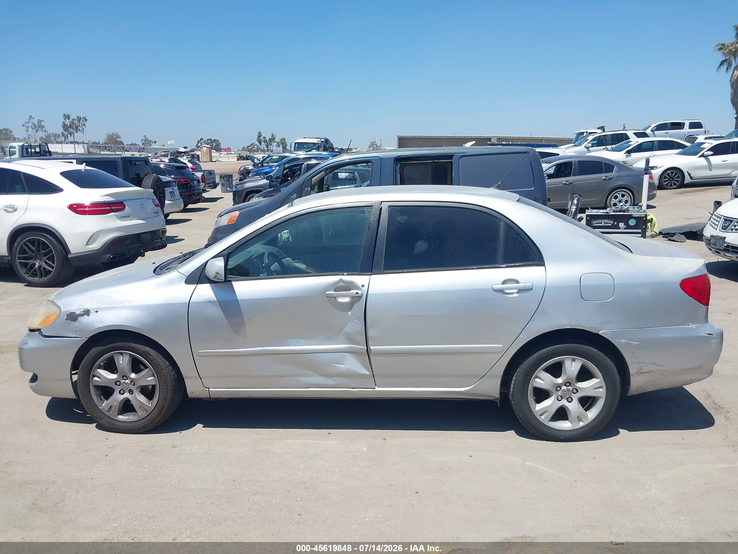 2005 Toyota Corolla Le Silver vin: 2T1BR32E15C448401