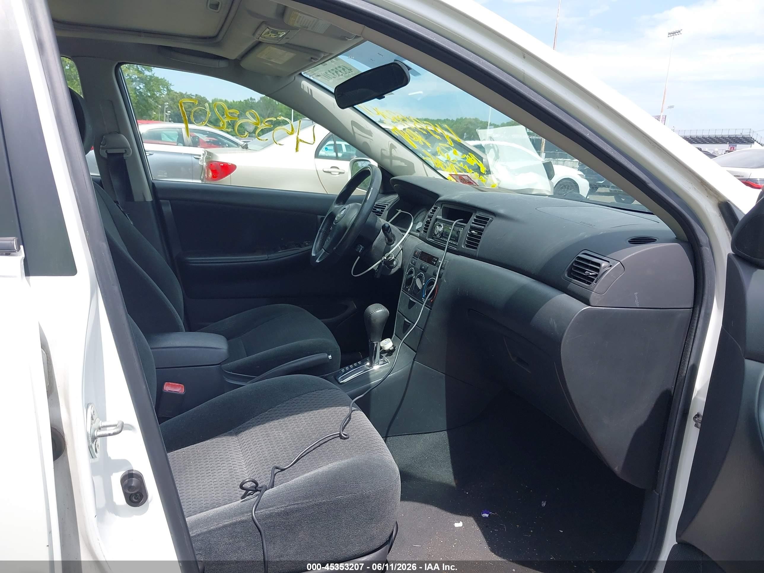2005 Toyota Corolla S Белый vin: 2T1BR32E15C552306