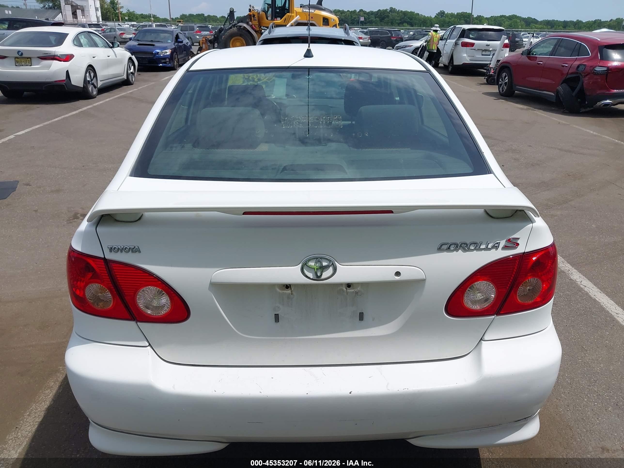 2005 Toyota Corolla S Белый vin: 2T1BR32E15C552306