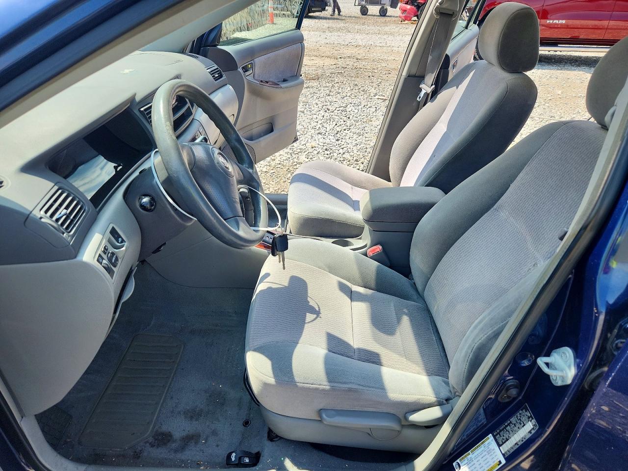 2006 Toyota Corolla Le Blue vin: 2T1BR32E16C595352