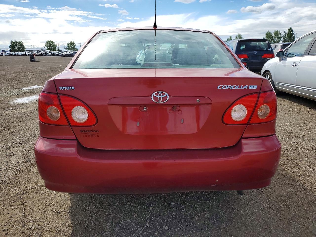 2007 Toyota Corolla Ce Red vin: 2T1BR32E17C716012