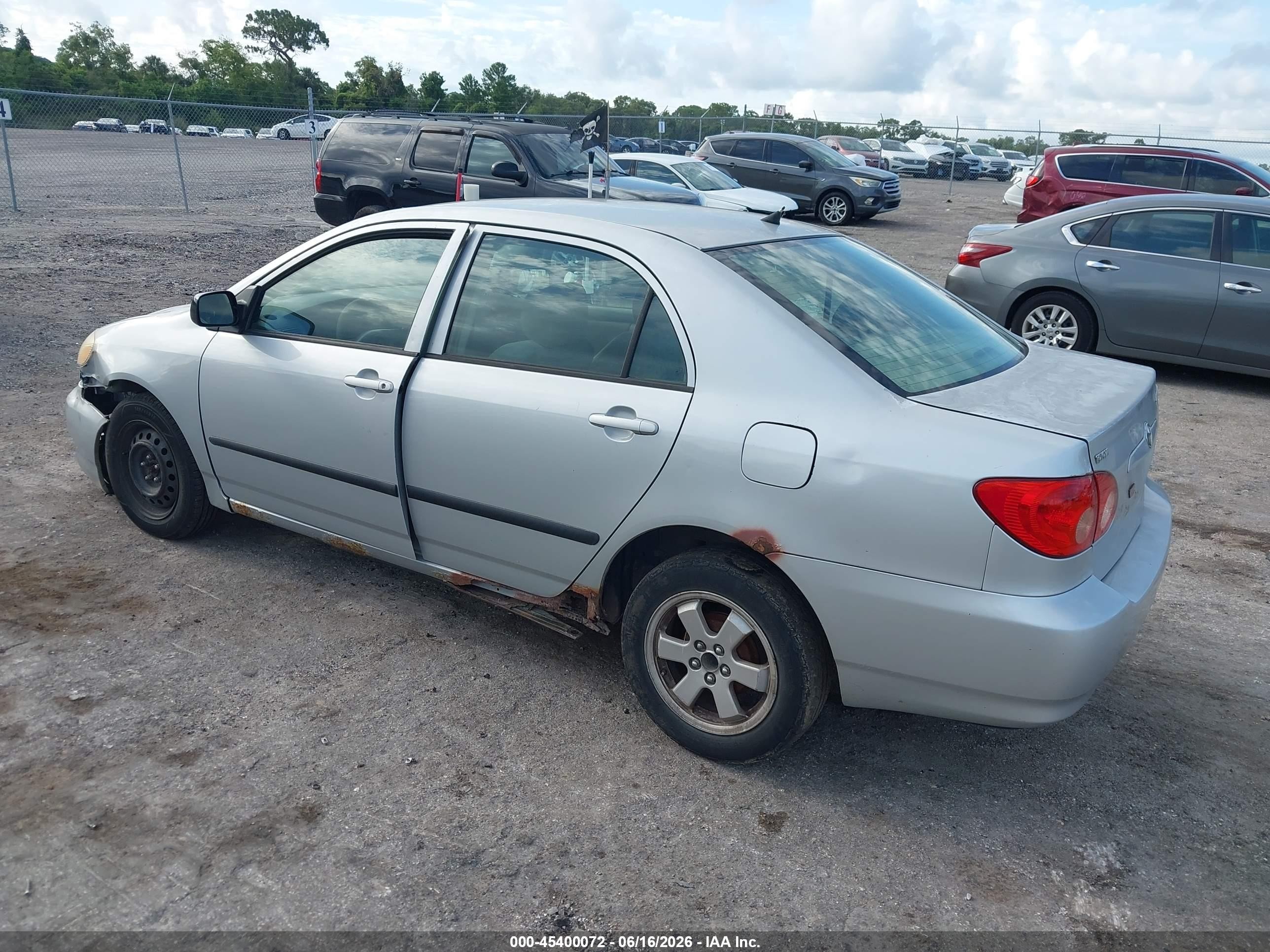 2007 Toyota Corolla Ce Silver vin: 2T1BR32E17C748569