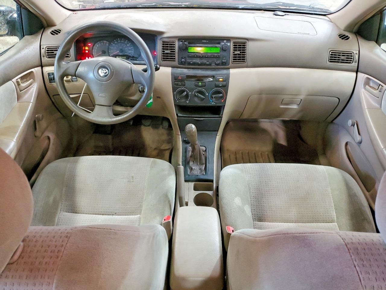 2007 Toyota Corolla Ce Red vin: 2T1BR32E17C766568