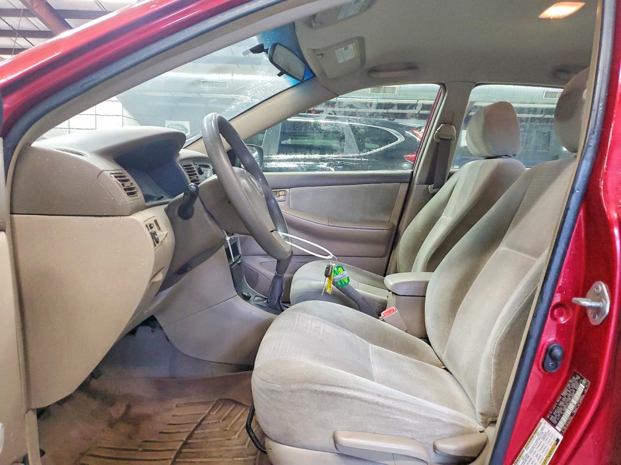 2007 Toyota Corolla Ce Red vin: 2T1BR32E17C766568